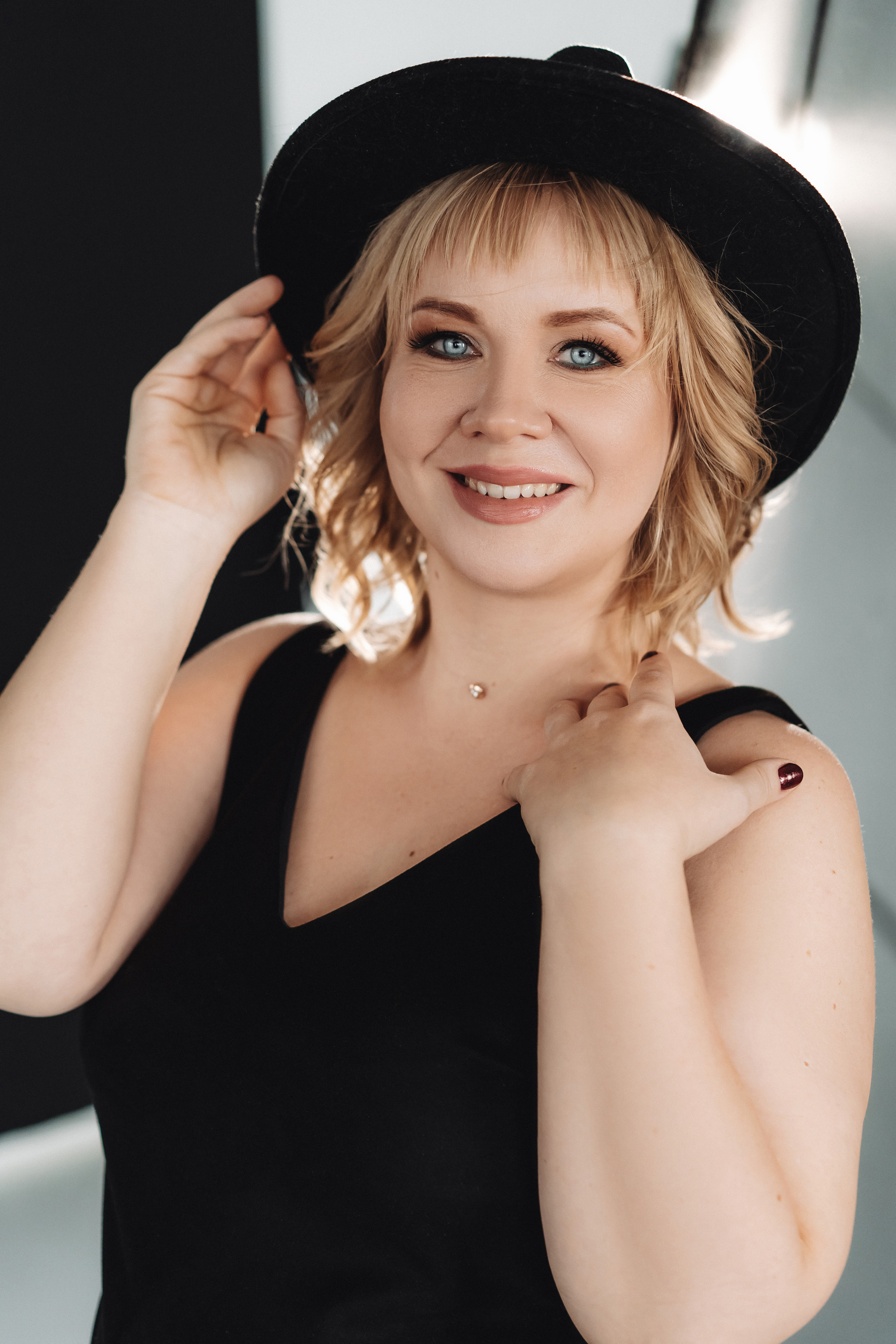 В студии. Семейный и контент фотограф в Красноярске Власова Екатерина