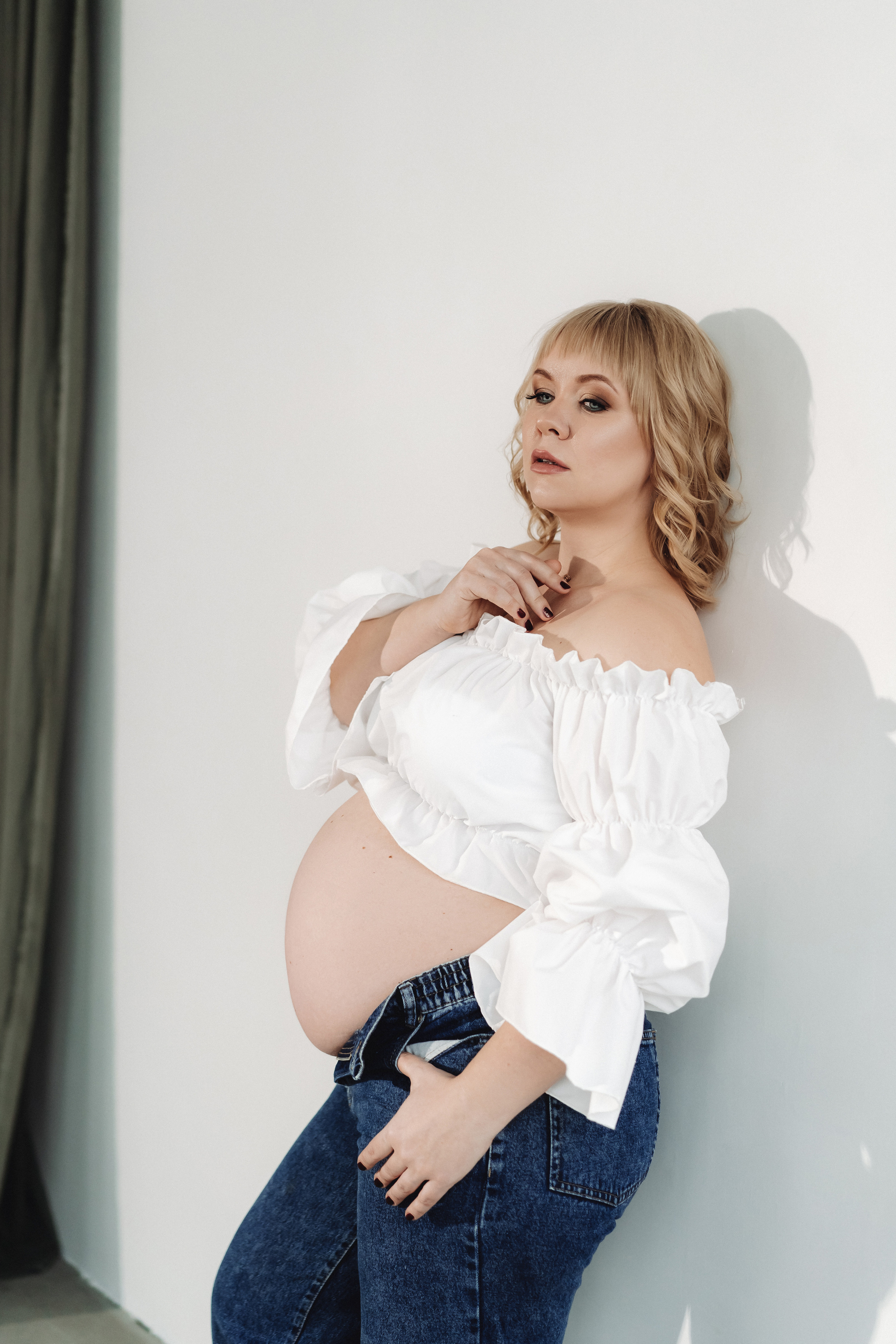 В студии. Семейный и контент фотограф в Красноярске Власова Екатерина