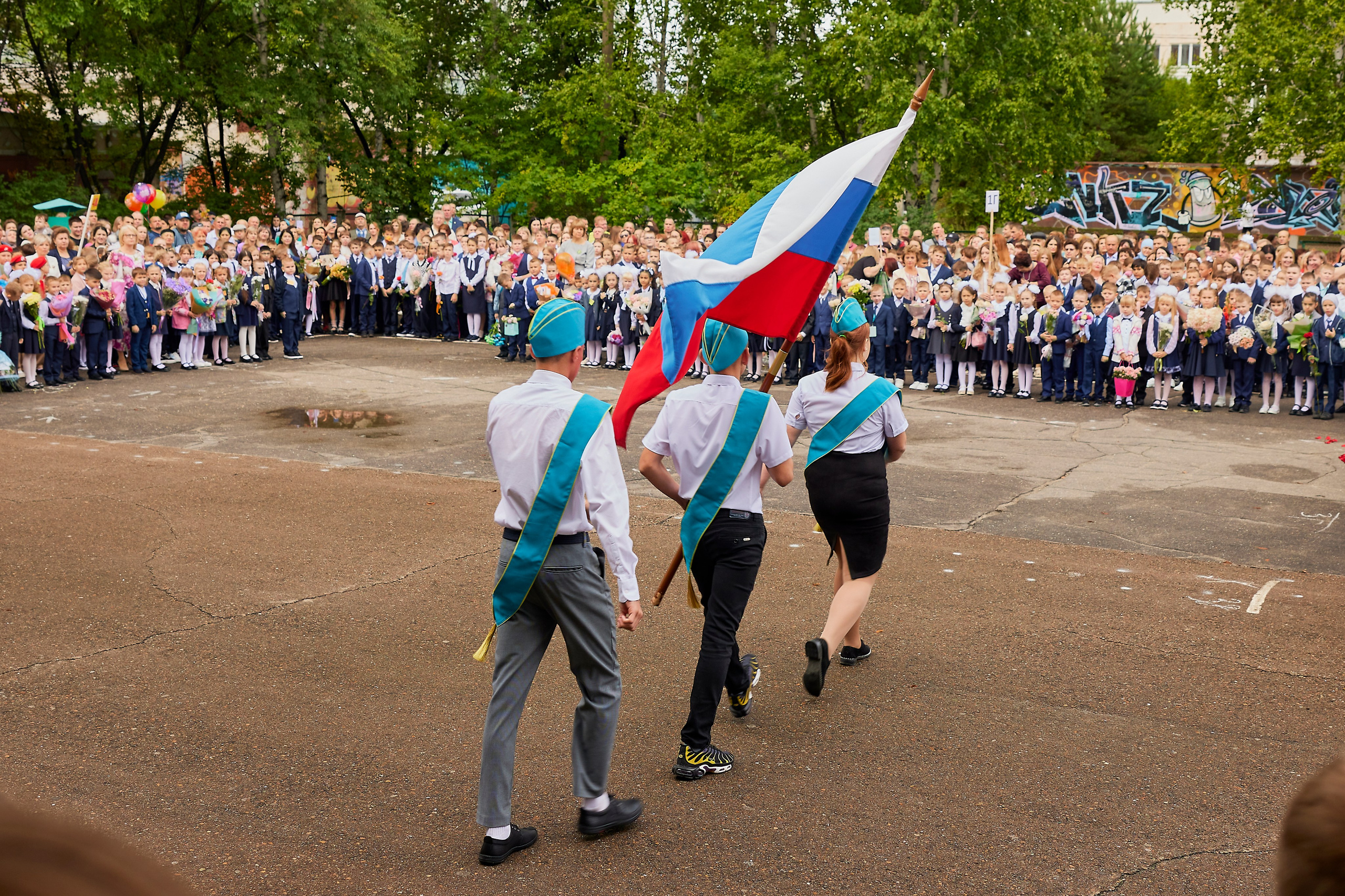 1 сентября 9 класс. Фотостудия «Юла»