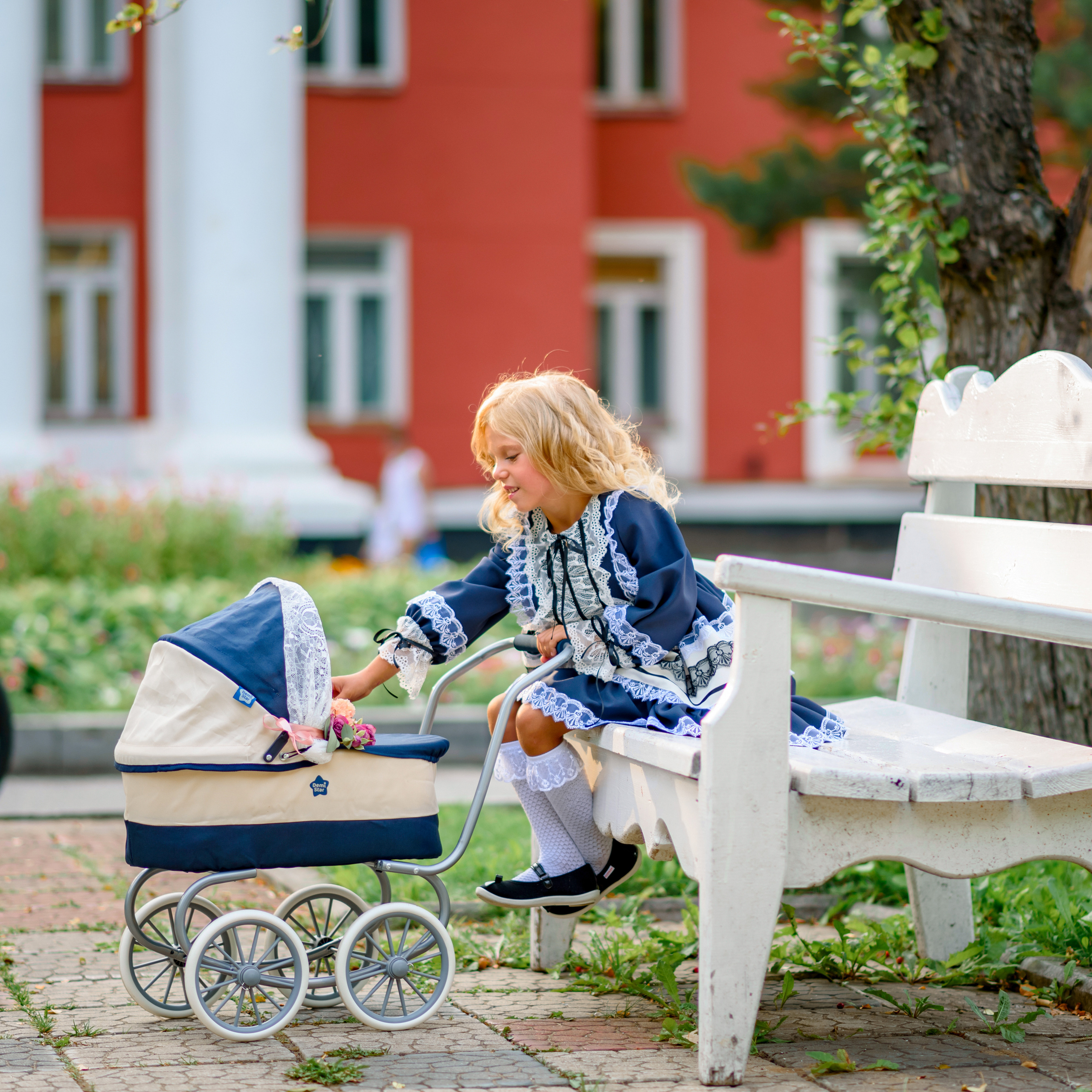 Аленка с коляской. Катя Барбус Фотограф Пермь
