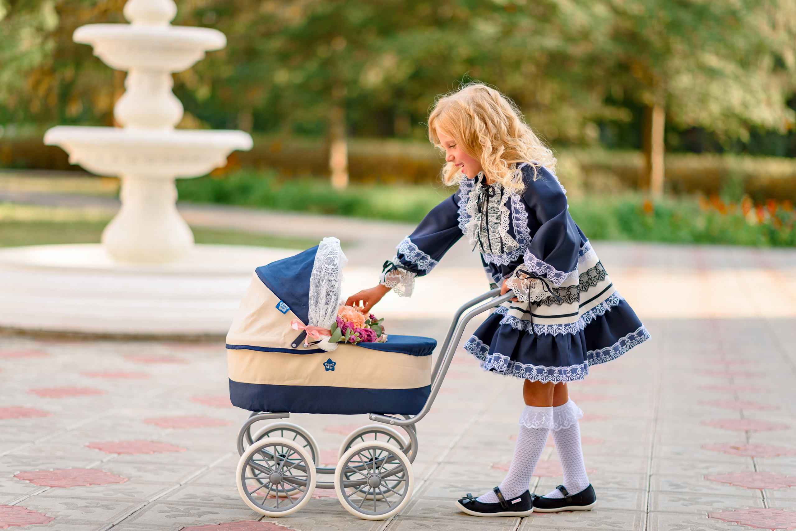 Аленка с коляской. Катя Барбус Фотограф Пермь