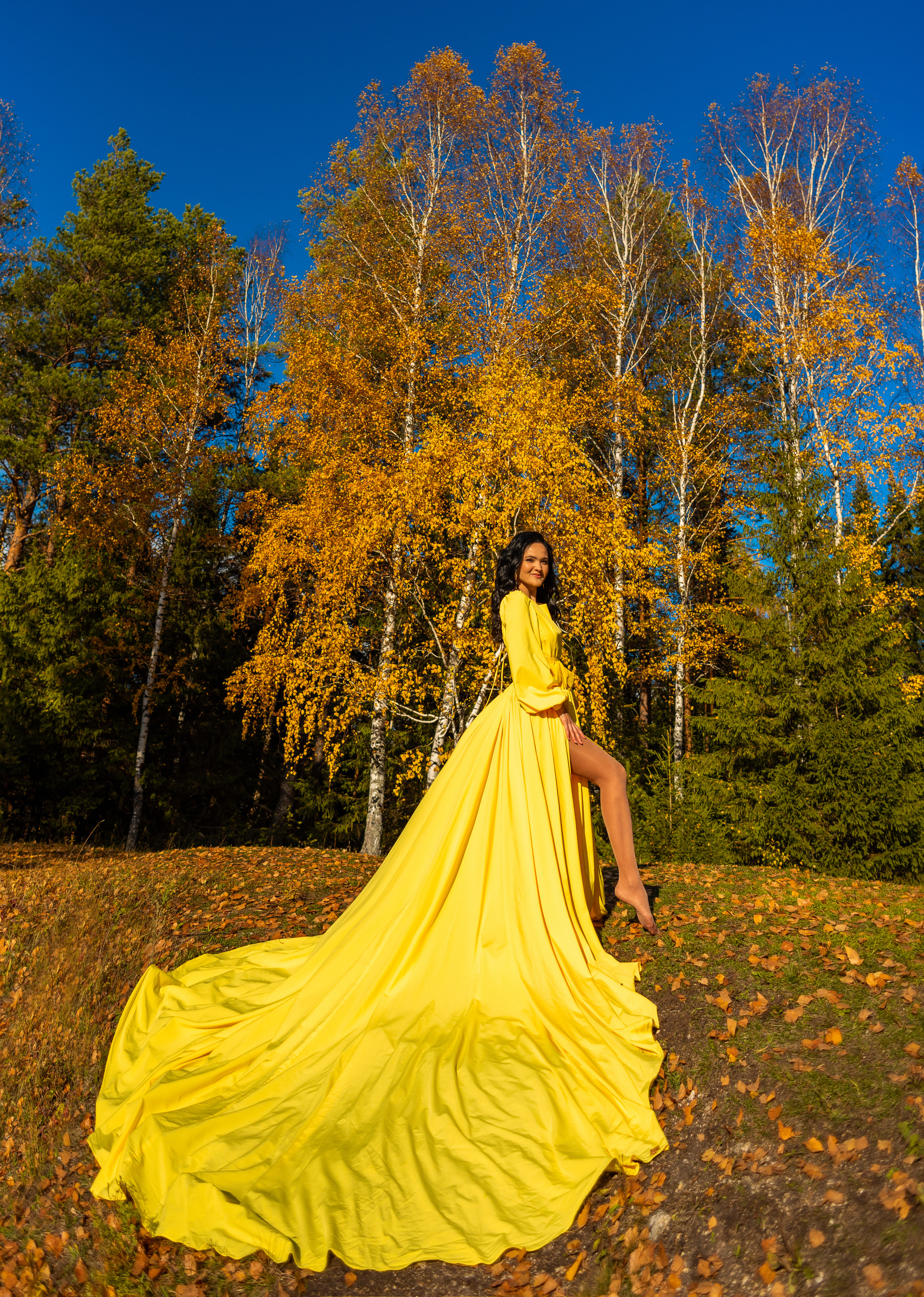 фотосессия Пермь, платье со шлейфом, красивое фото, Летящее платье, природа Пермского края, Вакутин камень, Ермак, Осенняя фотосессия, семейная фотосессия, дважды мама, мамы Перми, Пермь Активная, Суксун, путешествие, что посмотреть в перми и пермском крае, куда съездить , куда поехать