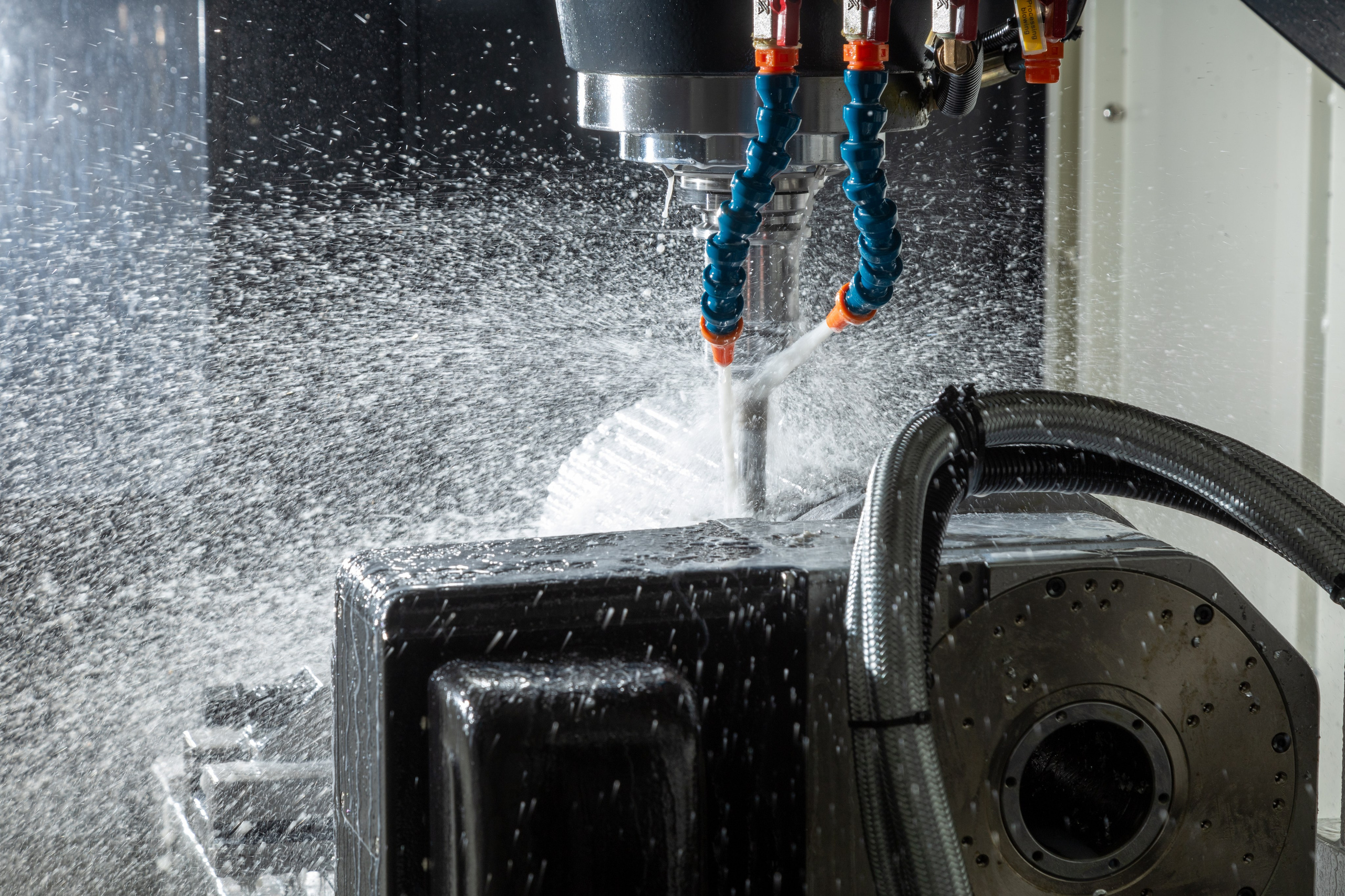 Съемка на заводе по производству прессформ. Сергей Шестов фотограф из Нижнего Новгорода