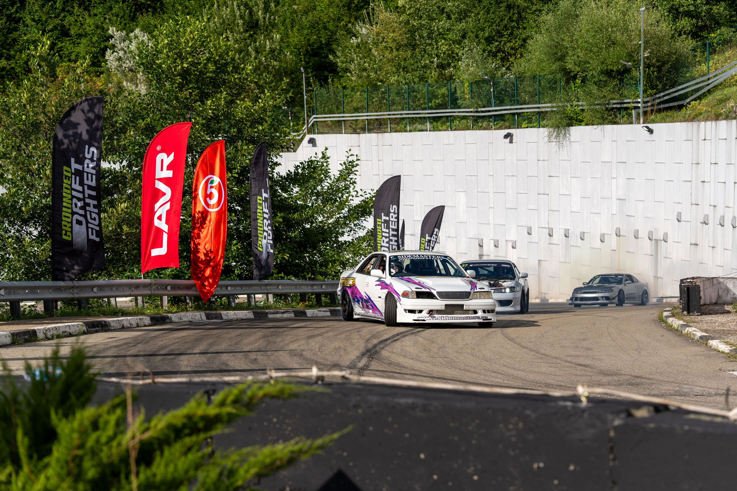 Фотоотчет партнеской интеграции для сети «Пятерочка» на фестивале «Grounded». Репортажный фотограф в Красной Поляне и Сочи Павлюченко Екатерина