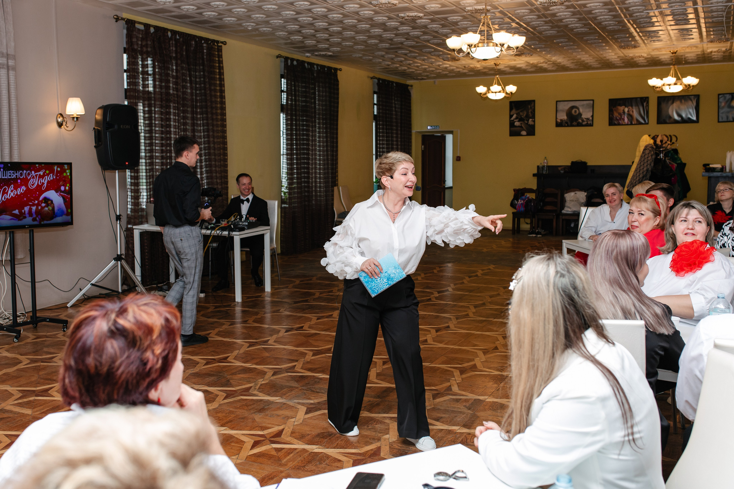 Мастер-класс для банкетных ведущих. Октябрь 2024. Фотограф Пермь. Свадьбы. Семья и дети, школа, д. сад. Фотокниги