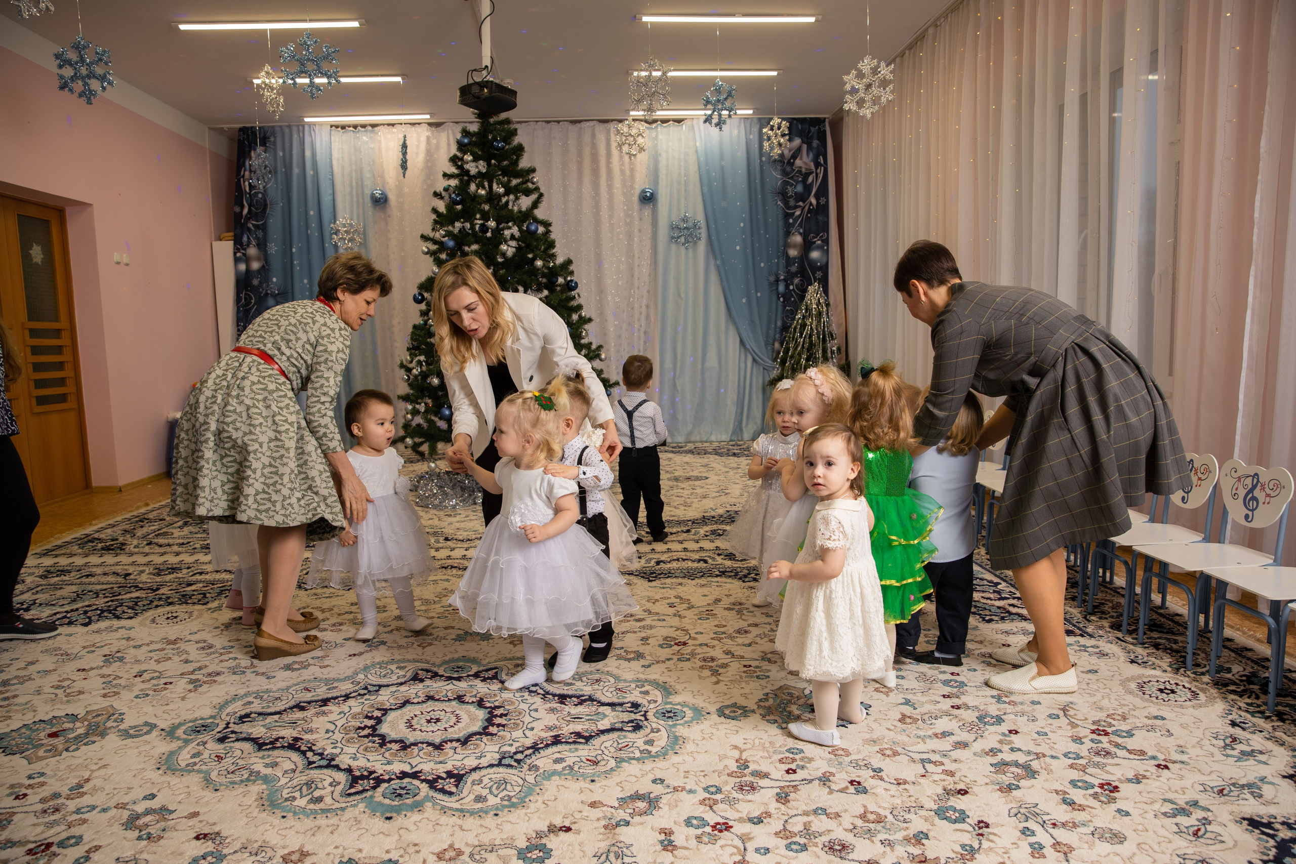 Новогодний утренник Успех. Фотограф в Железнодорожном и Балашихе