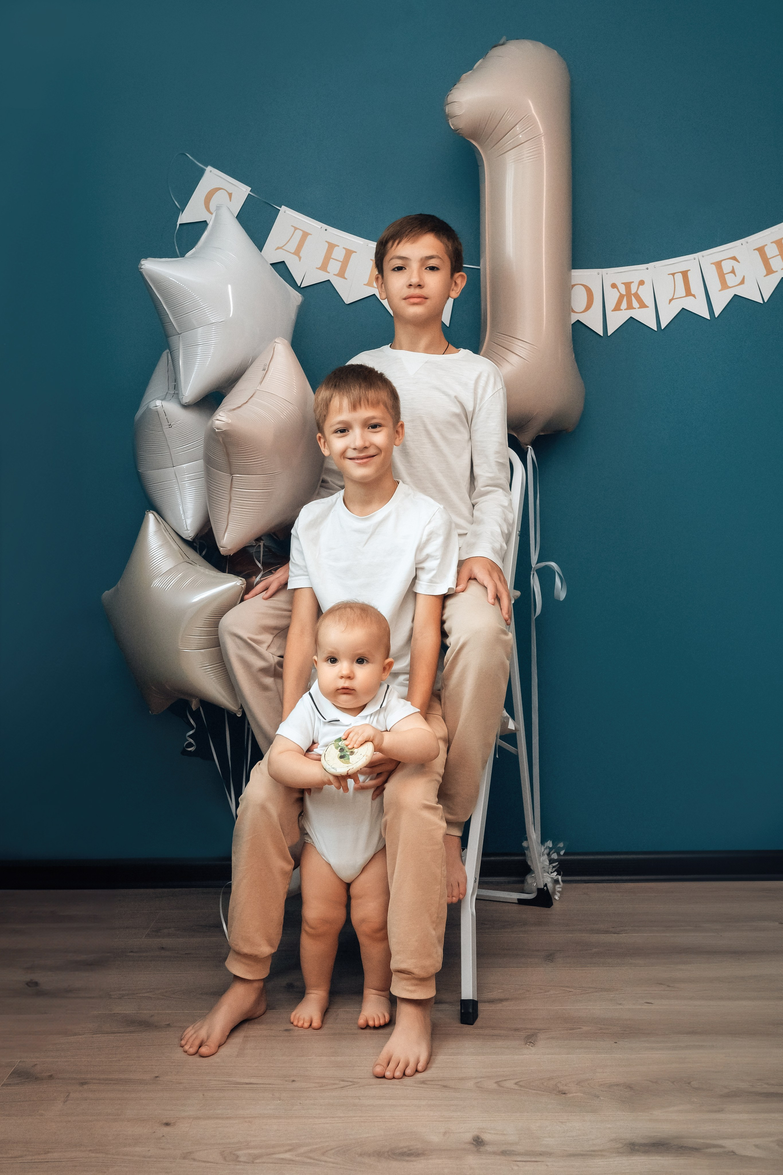 Домашняя съемка годовасия. Церковный фотограф на Таинство Крещения и Венчания в Оренбурге и Оренбургской области Екатерина Белкина