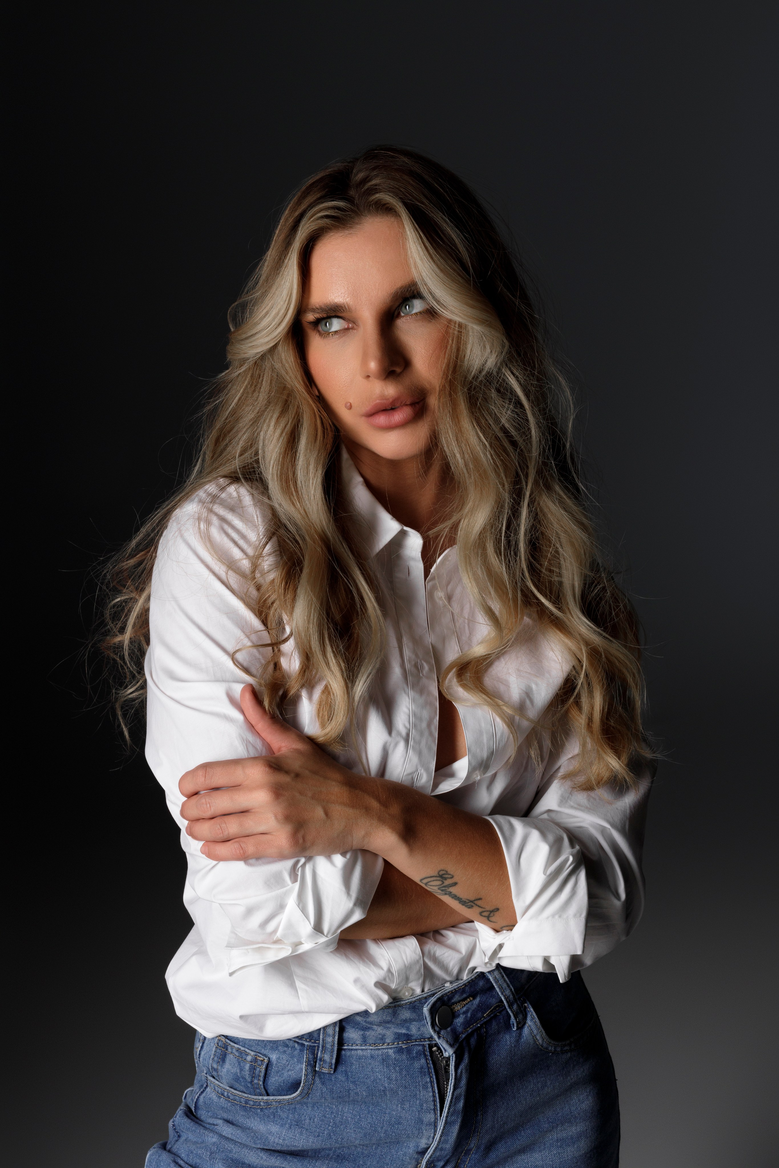 Яна. Главная