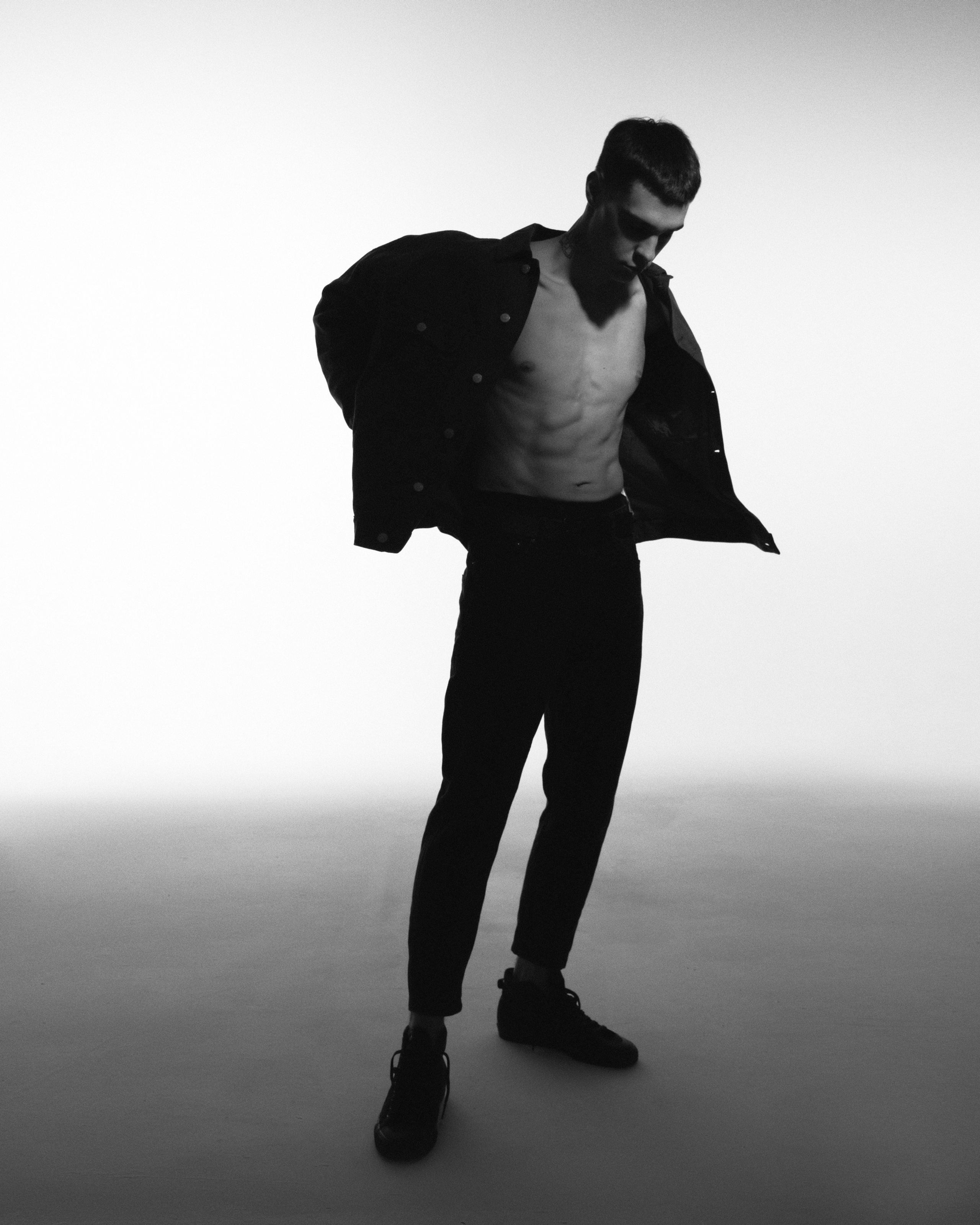 VALENTIN. Анастасия Максимова — фотограф, Москва