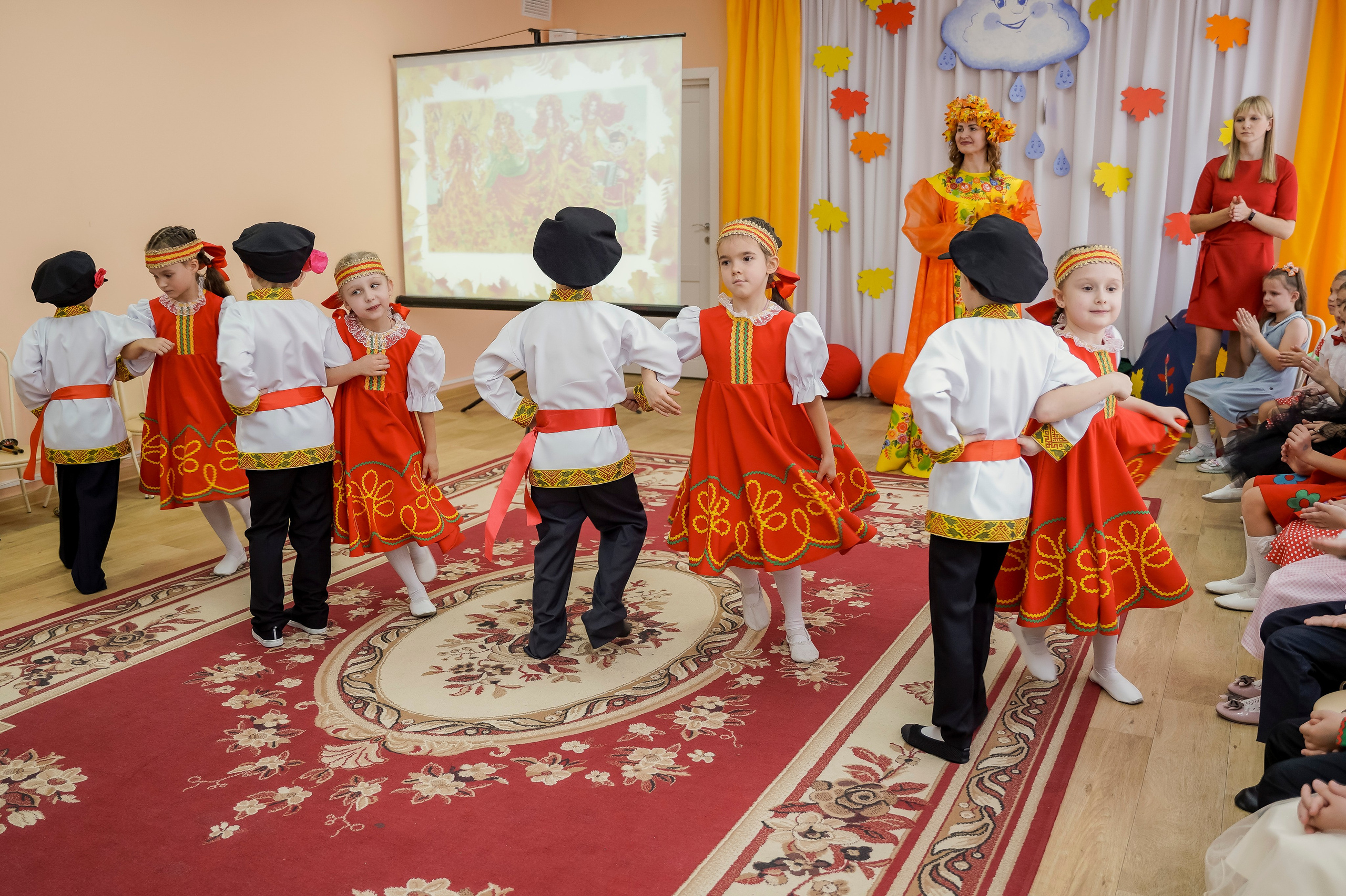 Еще осень. Геннадий Войтов — контент под любые задачи