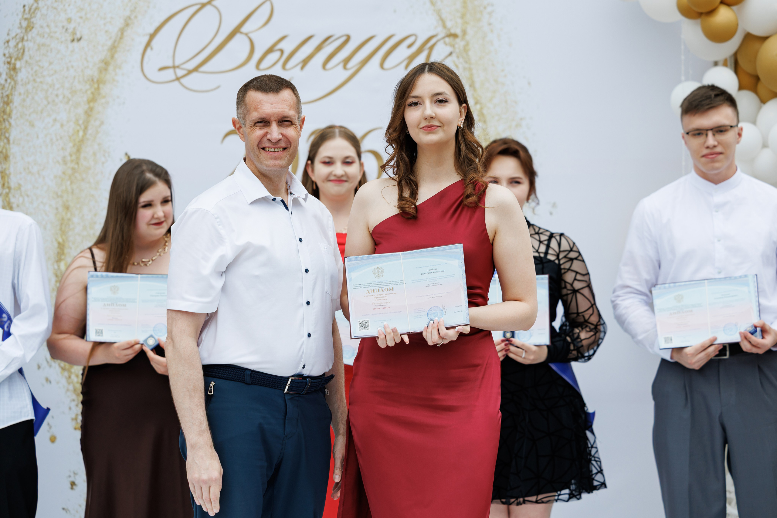 Выпускной РязГМУ Ефремов. Свадебный и портретный фотограф — Мария Костина