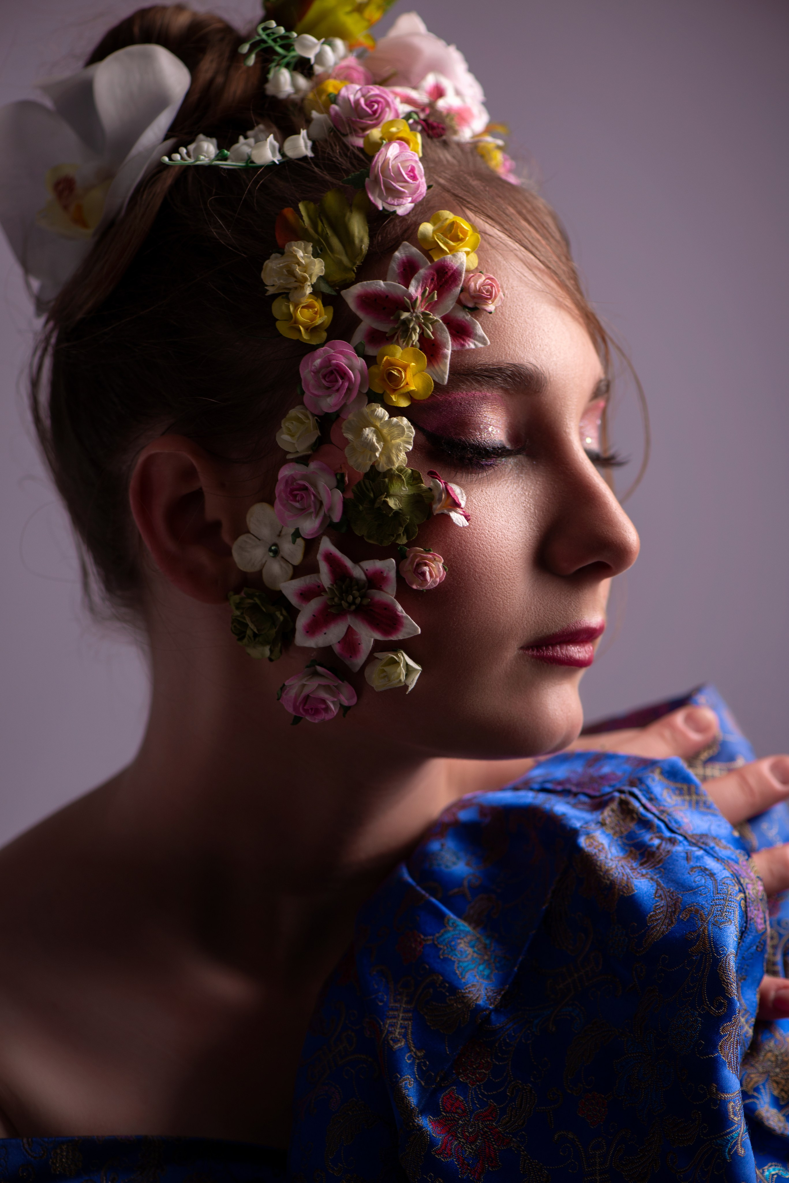 Фотосессия с цветами. Гармония и детали в фотографии Фото продакшен