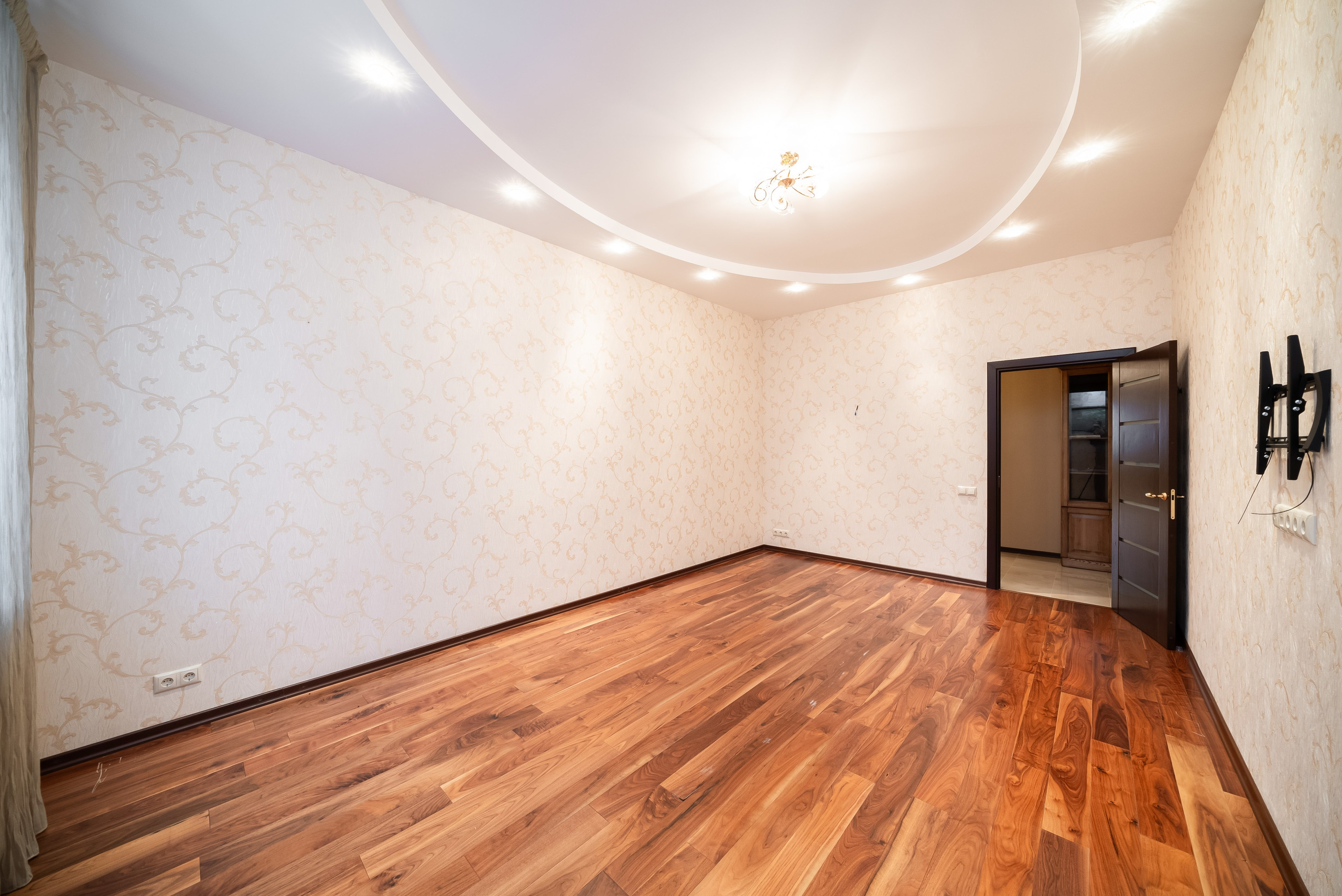 ДОМ п. АДМИРАЛ. Фото и видео-съемка Андраник Хачатурян