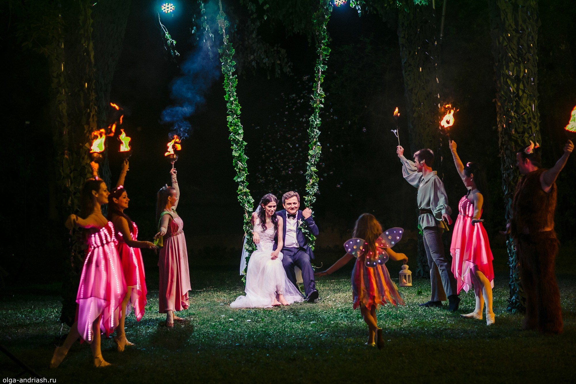 Вечерняя выездная регистрация. Семейный, портретный и свадебный фотограф в Санкт-Петербурге и Москве