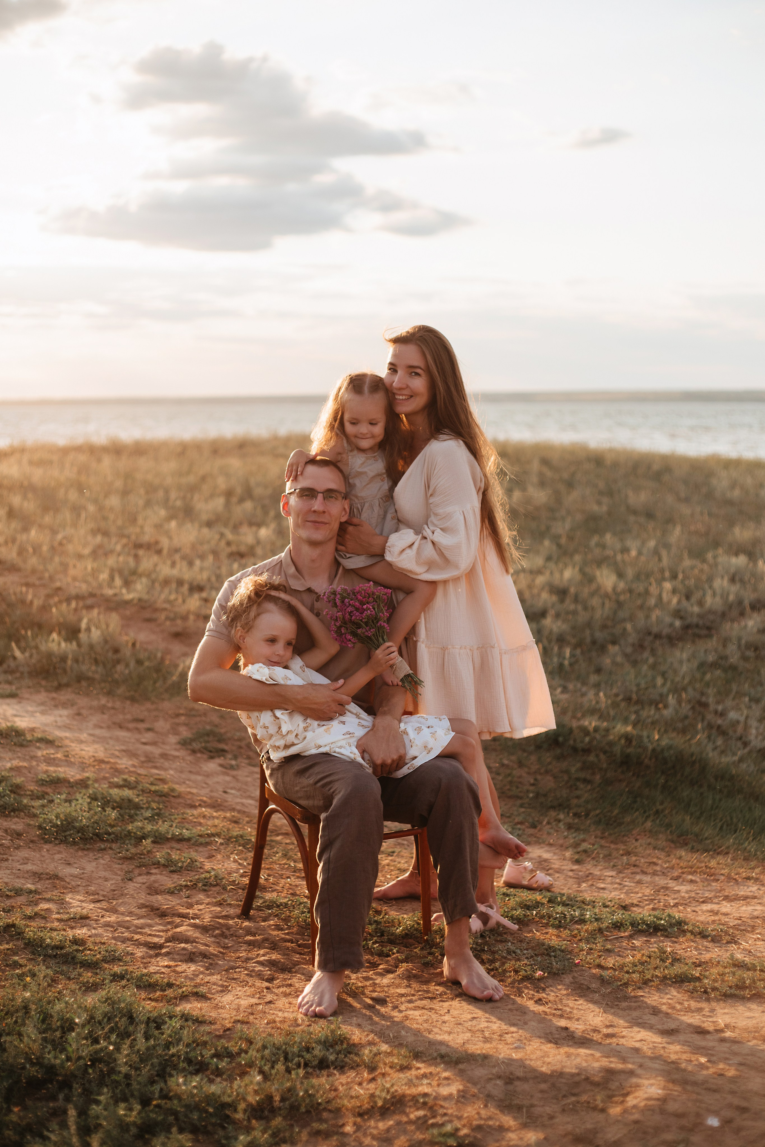 Люба и Саша с дочерьми. Фотограф в Волгограде и Москве | Анастасия Лаврова