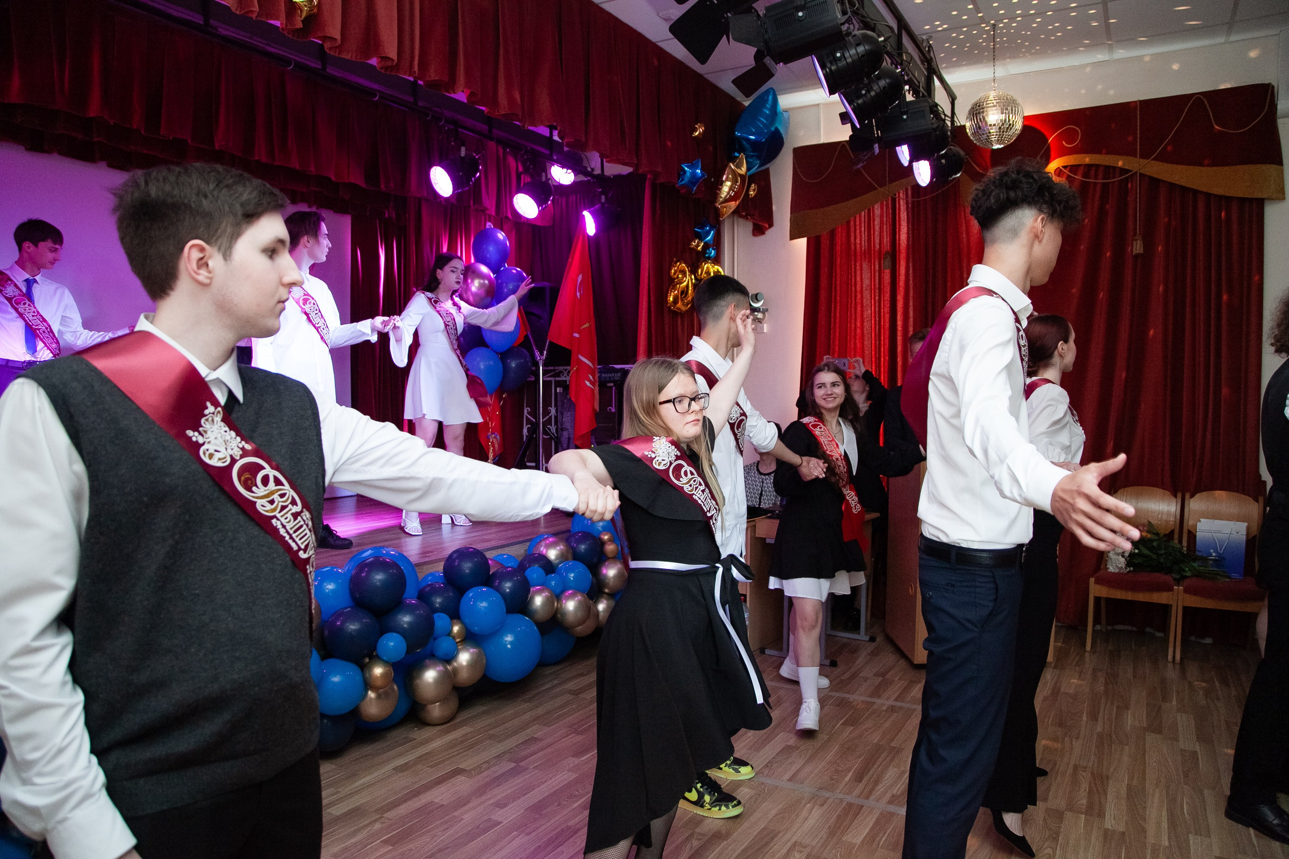 Выпускной 11 класса. Фотограф Перминов Никита СПБ