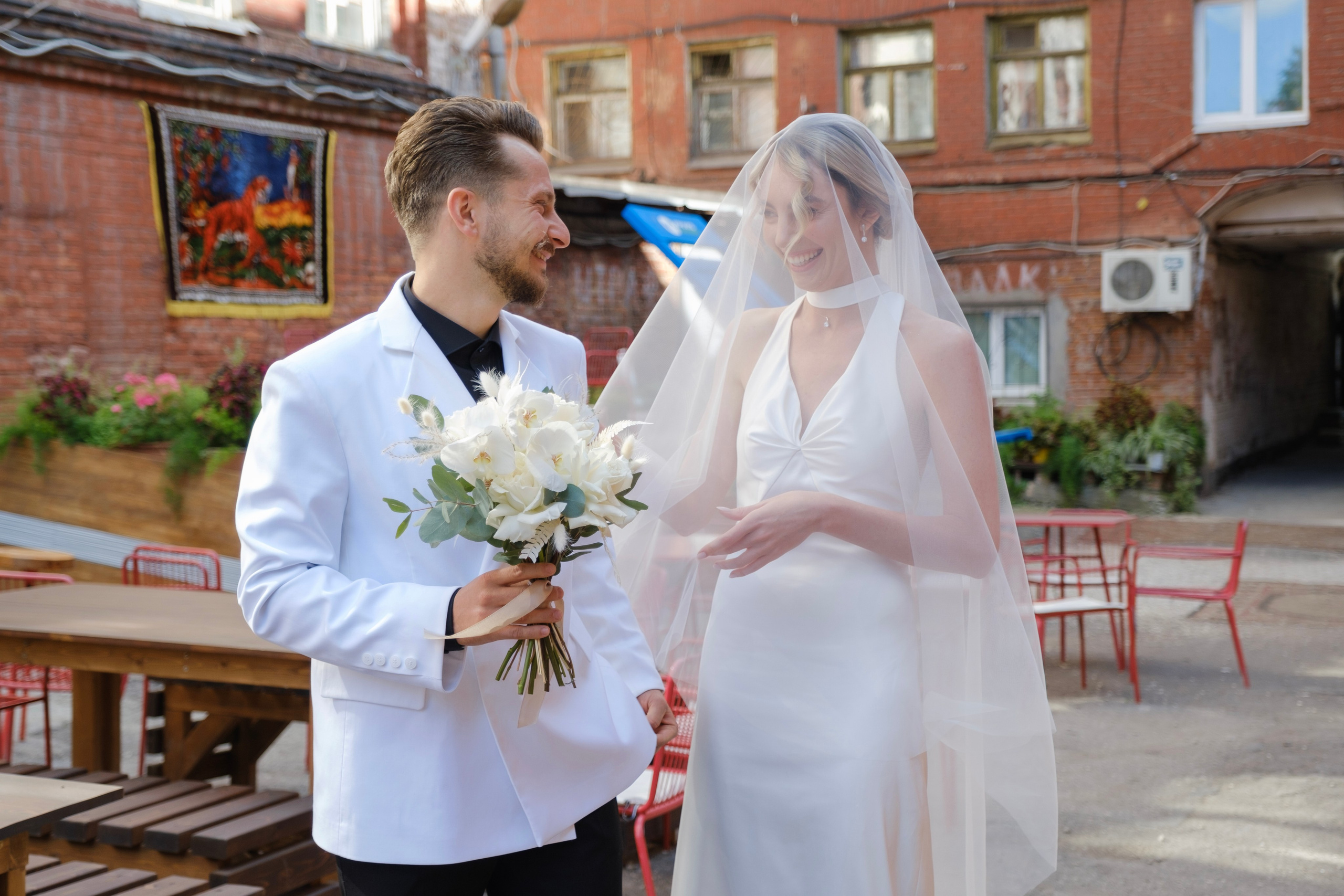 Alexander Alina. Wedding photographer