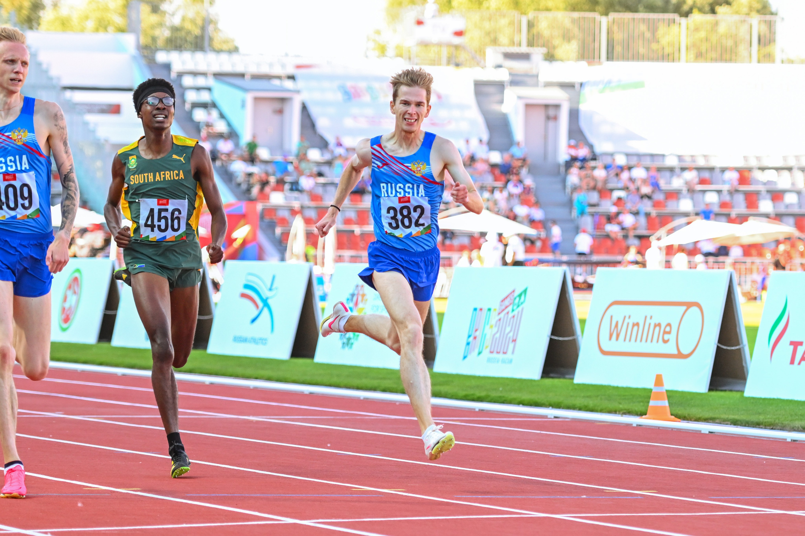 Легкая атлетика «Спортивные игры стран БРИКС». Спортивный и репортажный фотограф в Казани Вячеслав Сатонин