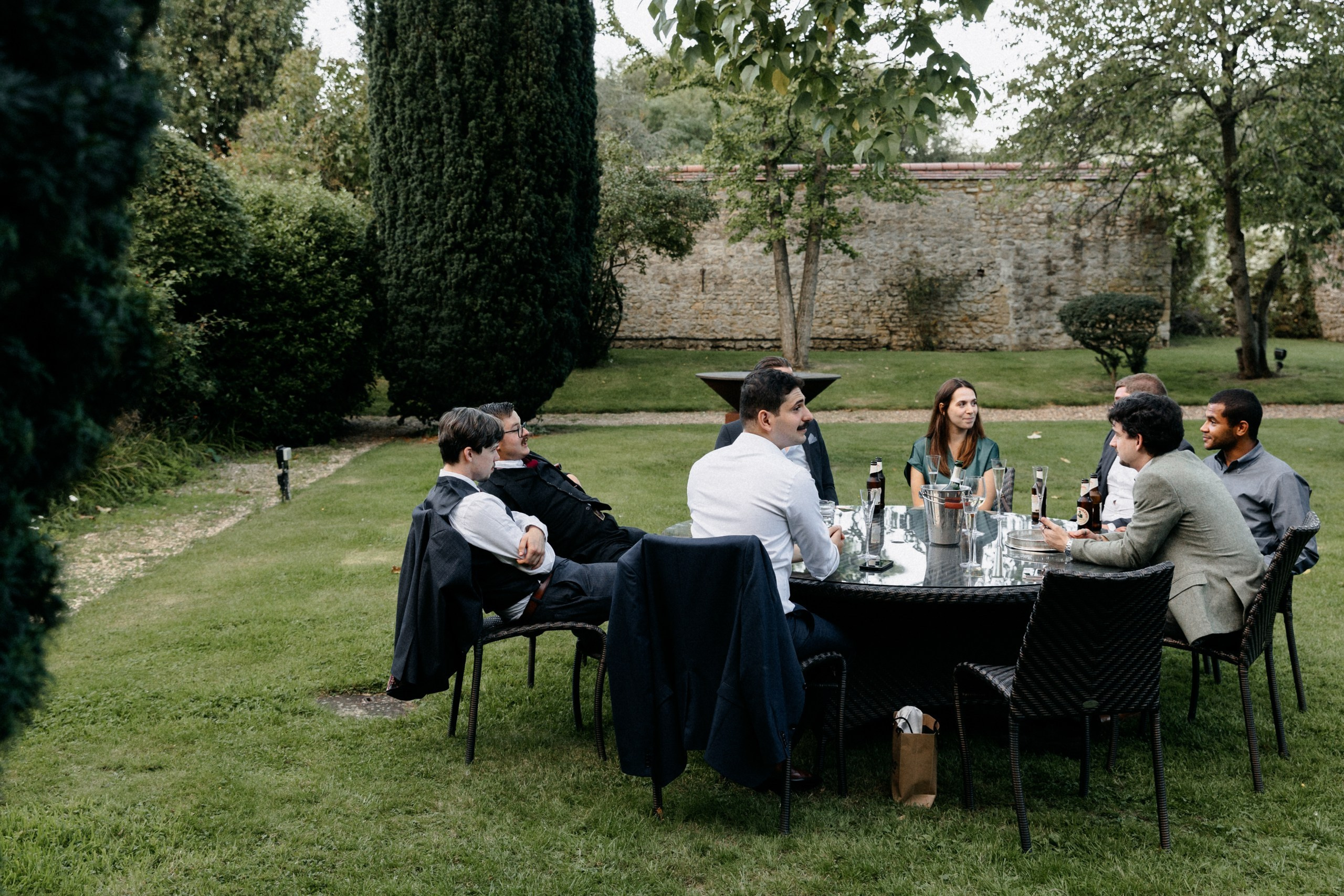 Ana & Tom Wedding at Notley Abbey. Moments Catchers — Wedding Photography & Video Duo in London