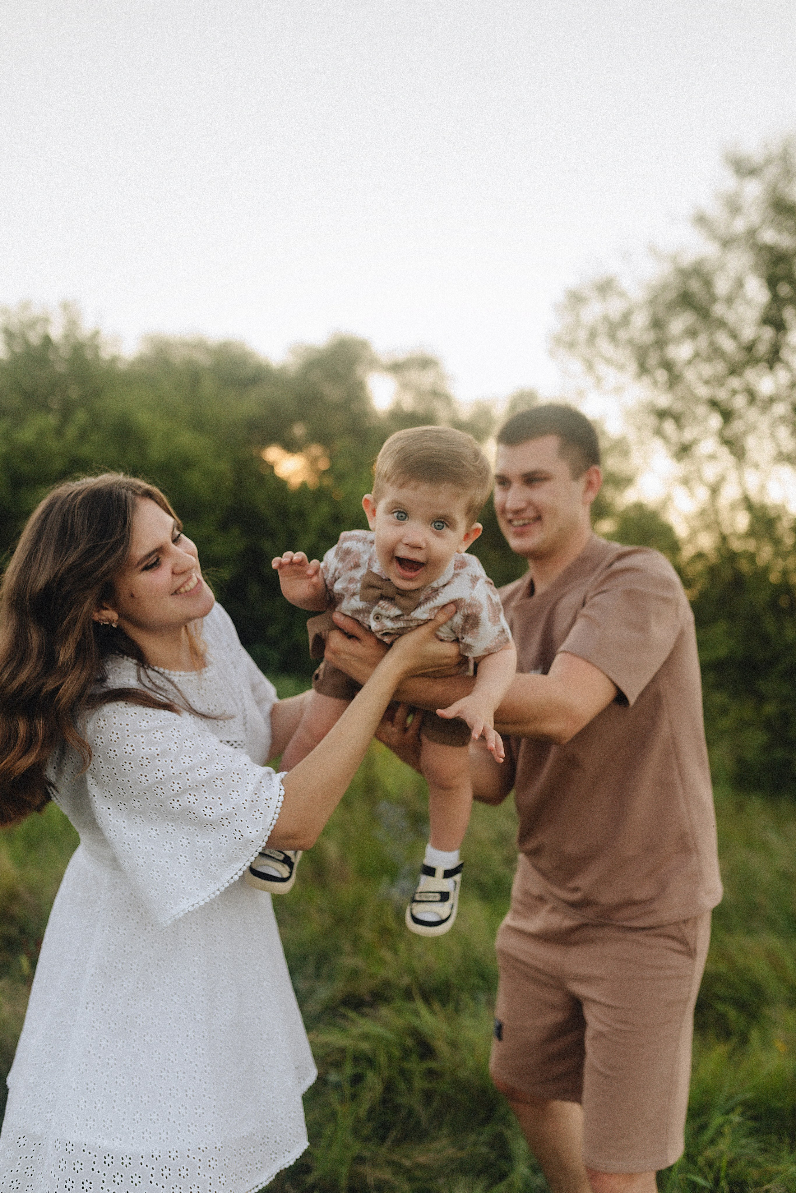 Светлана, Сергей и Женя | Семейная съемка на закате. Фотограф Карина Шмулёва. Воронеж и область