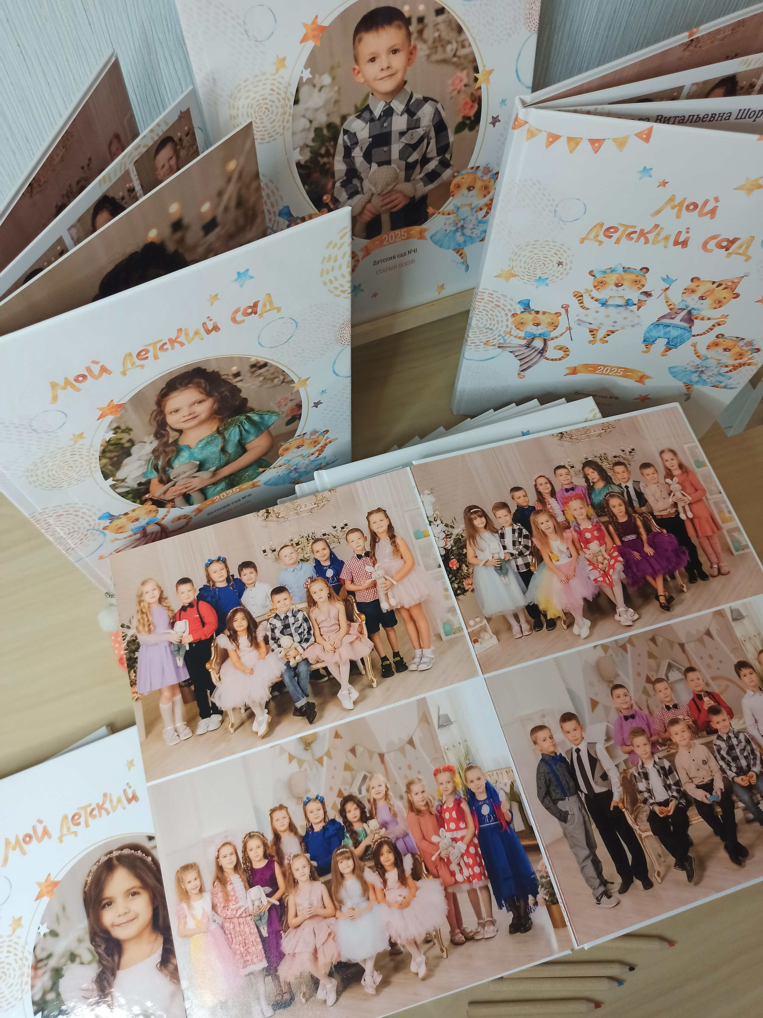 Выпускные альбомы Старый Оскол детский сад. Стильные выпускные альбомы в Старом Осколе. Свадебные фотокниги