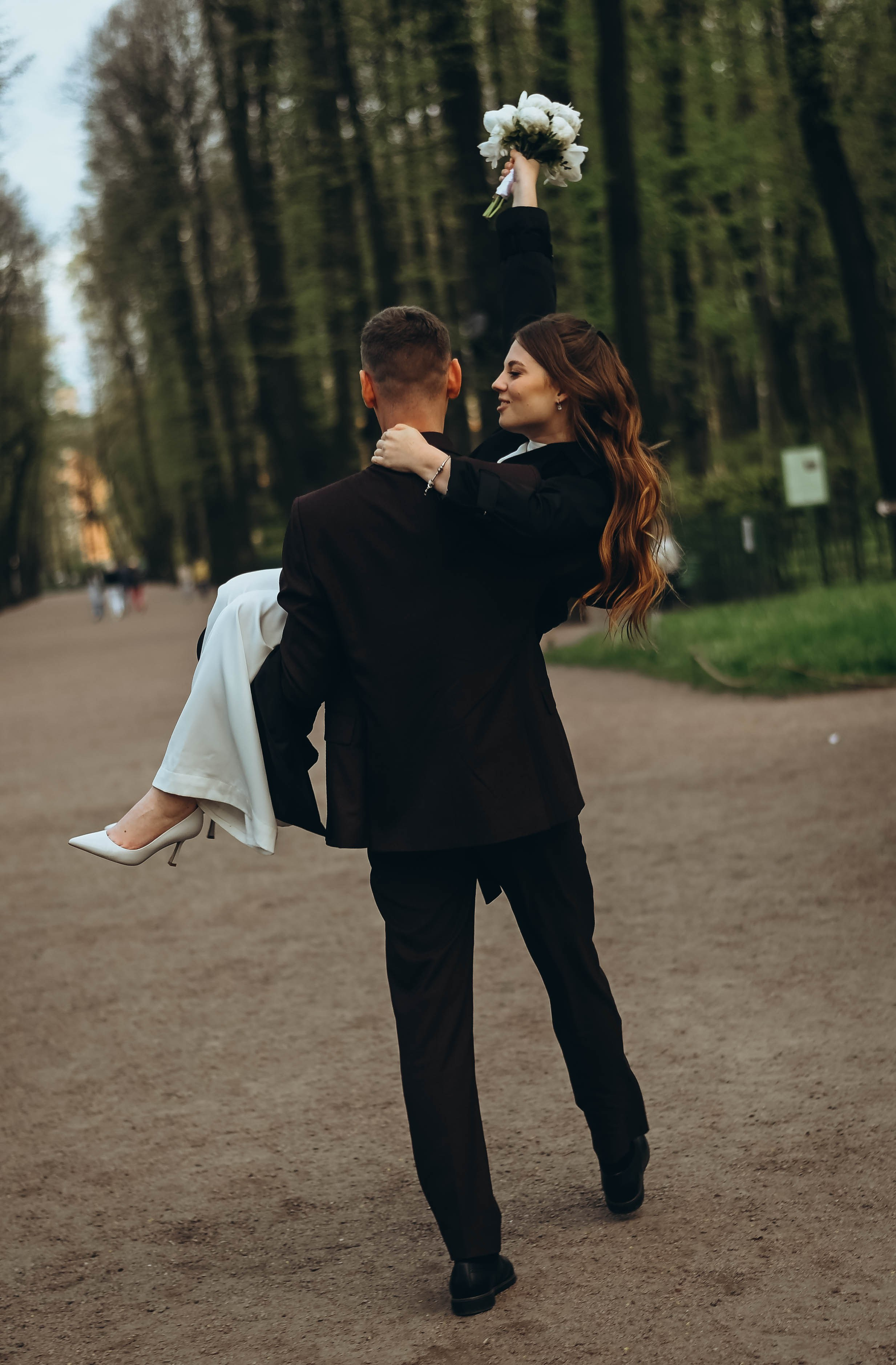 Свадьба в Летнем саду. Дарья и Артем. Семейный и свадебный фотограф в Санкт-Петербурге Яна