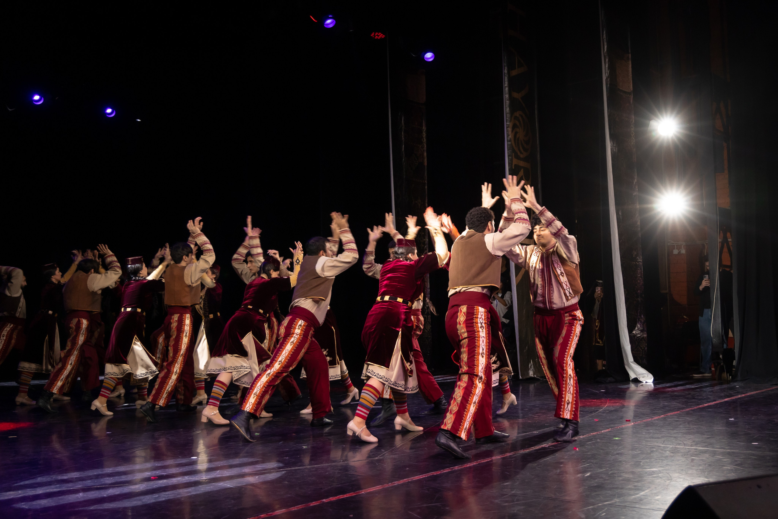 Концерт Hayordiq. Свадебный Фотограф в Москве Гор Магтагян