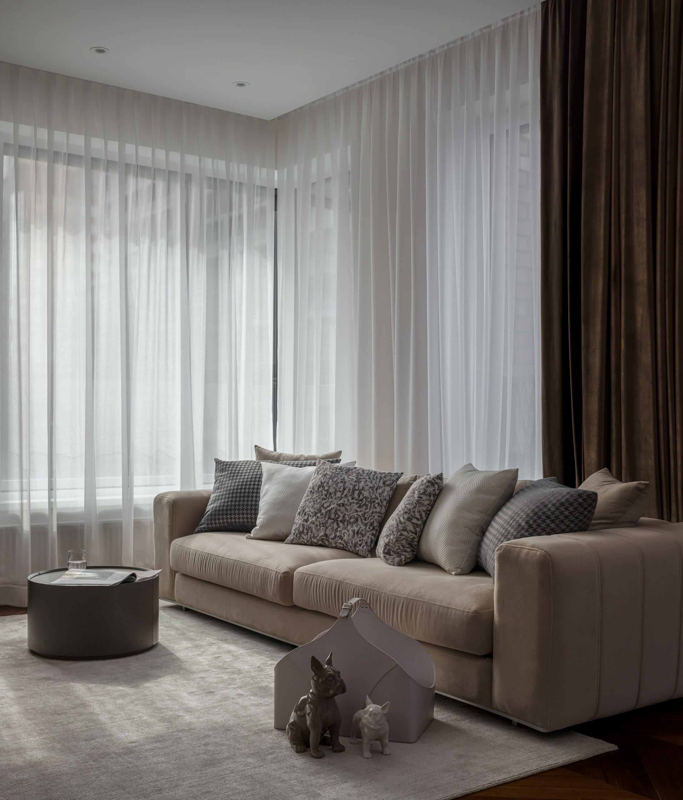 Квартира по проекту Миллер Вероники в КД Forum City. Коваль Илья — Интерьерный и архитектурный фотограф