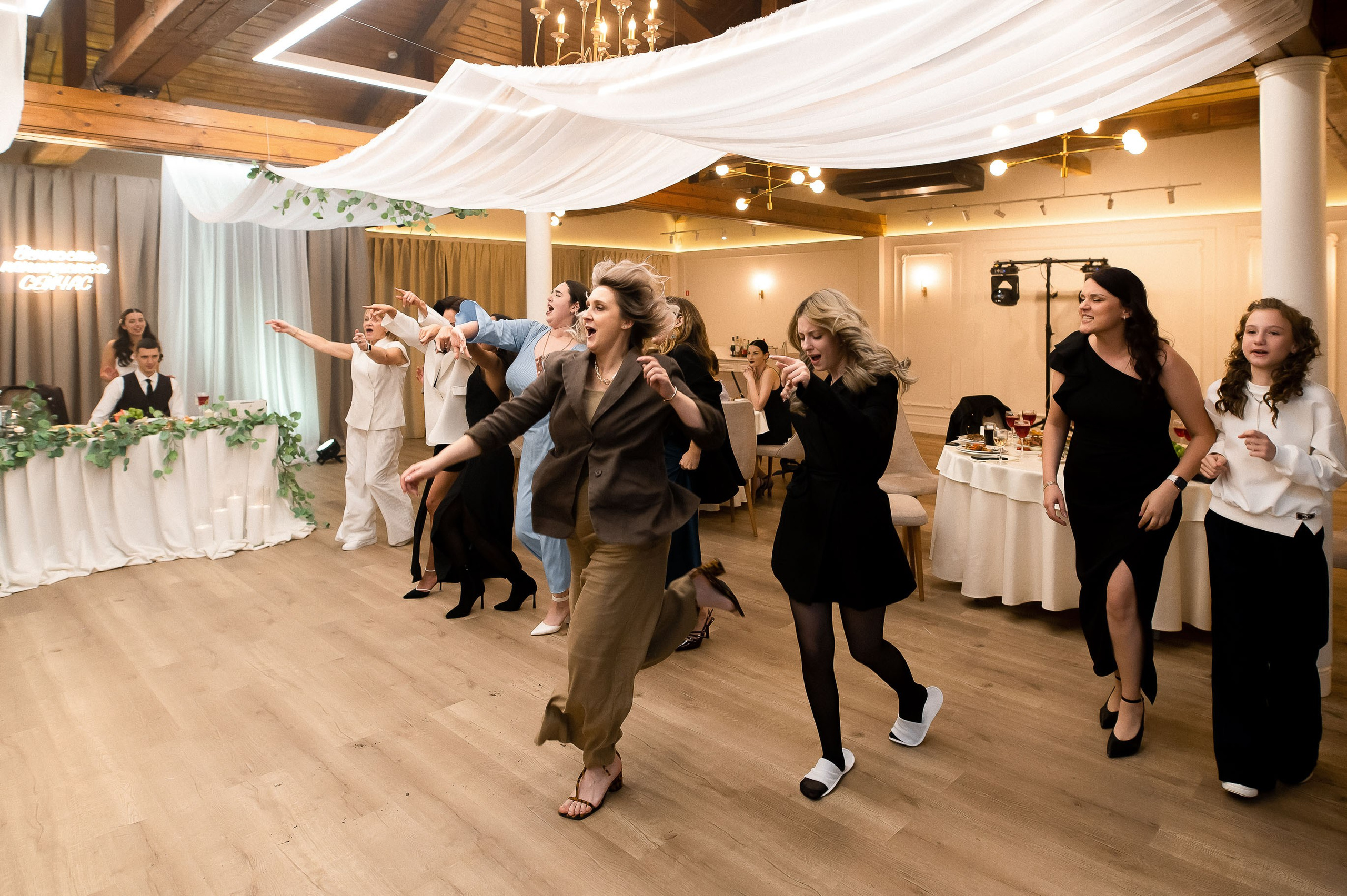 «Вечность начинается сейчас». Евгений Нисковских — свадебный и репортажный фотограф в Тюмени