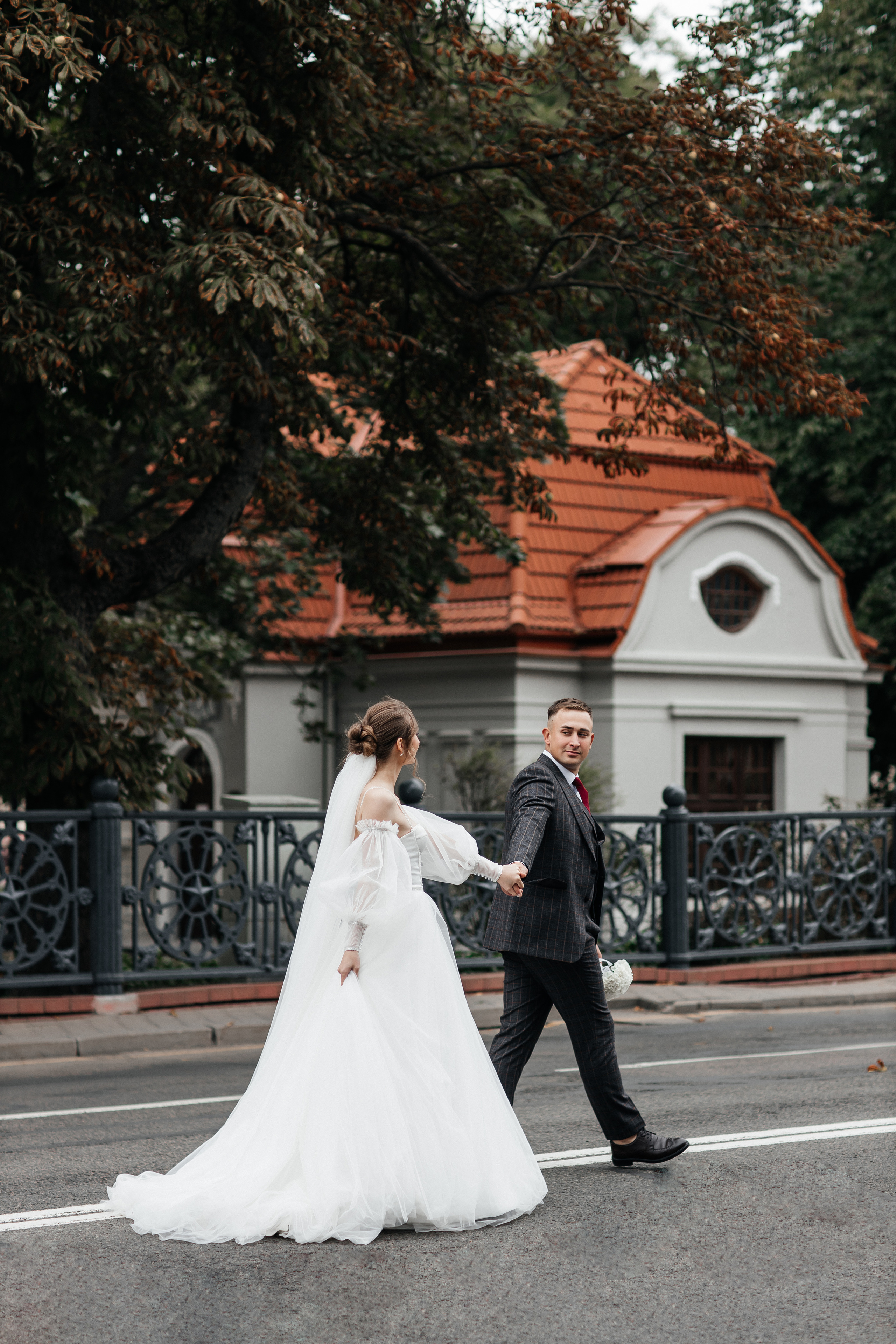 Топ лучших мест для свадебной прогулки в Минске. Polovinka.Photo — Свадебный и семейный фотограф Минск