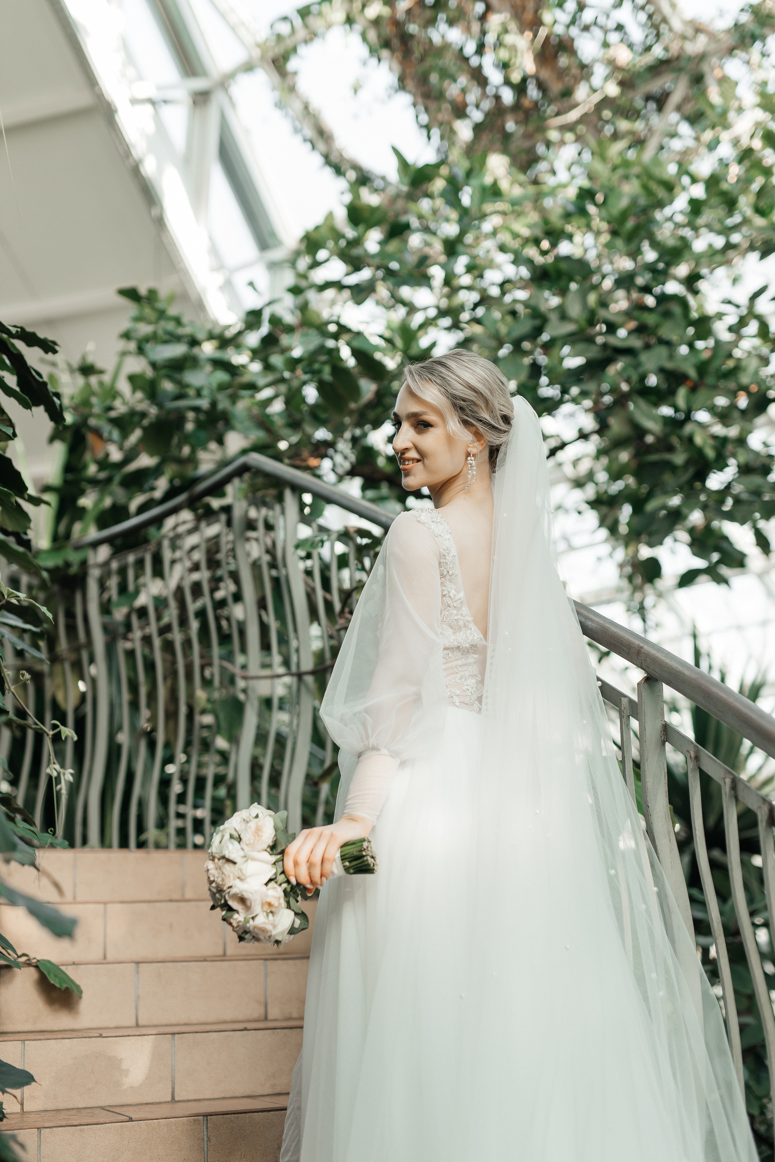 Зимняя сказка в оранжерее. Polovinka.Photo — Свадебный и семейный фотограф Минск