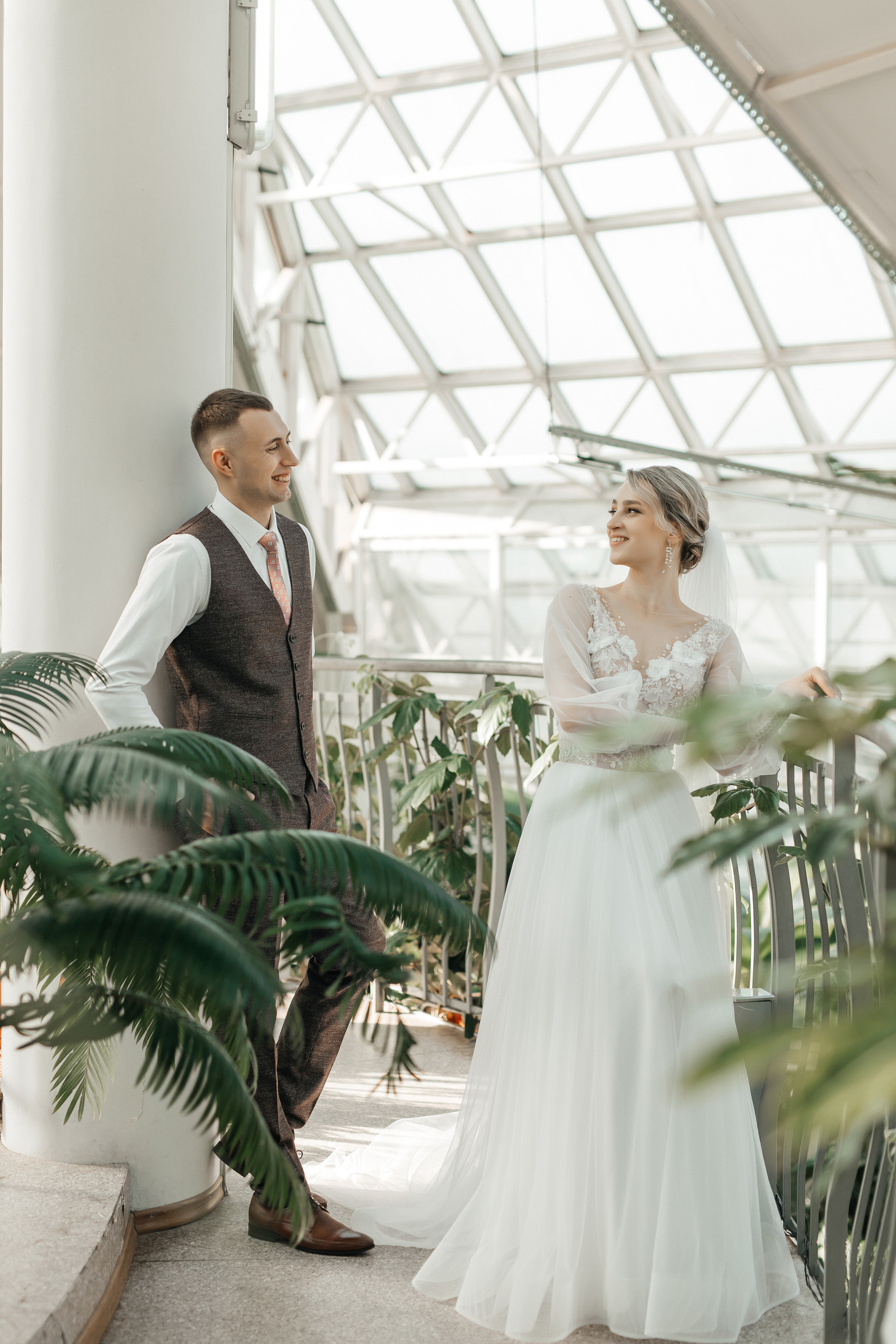 Зимняя сказка в оранжерее. Polovinka.Photo — Свадебный и семейный фотограф Минск