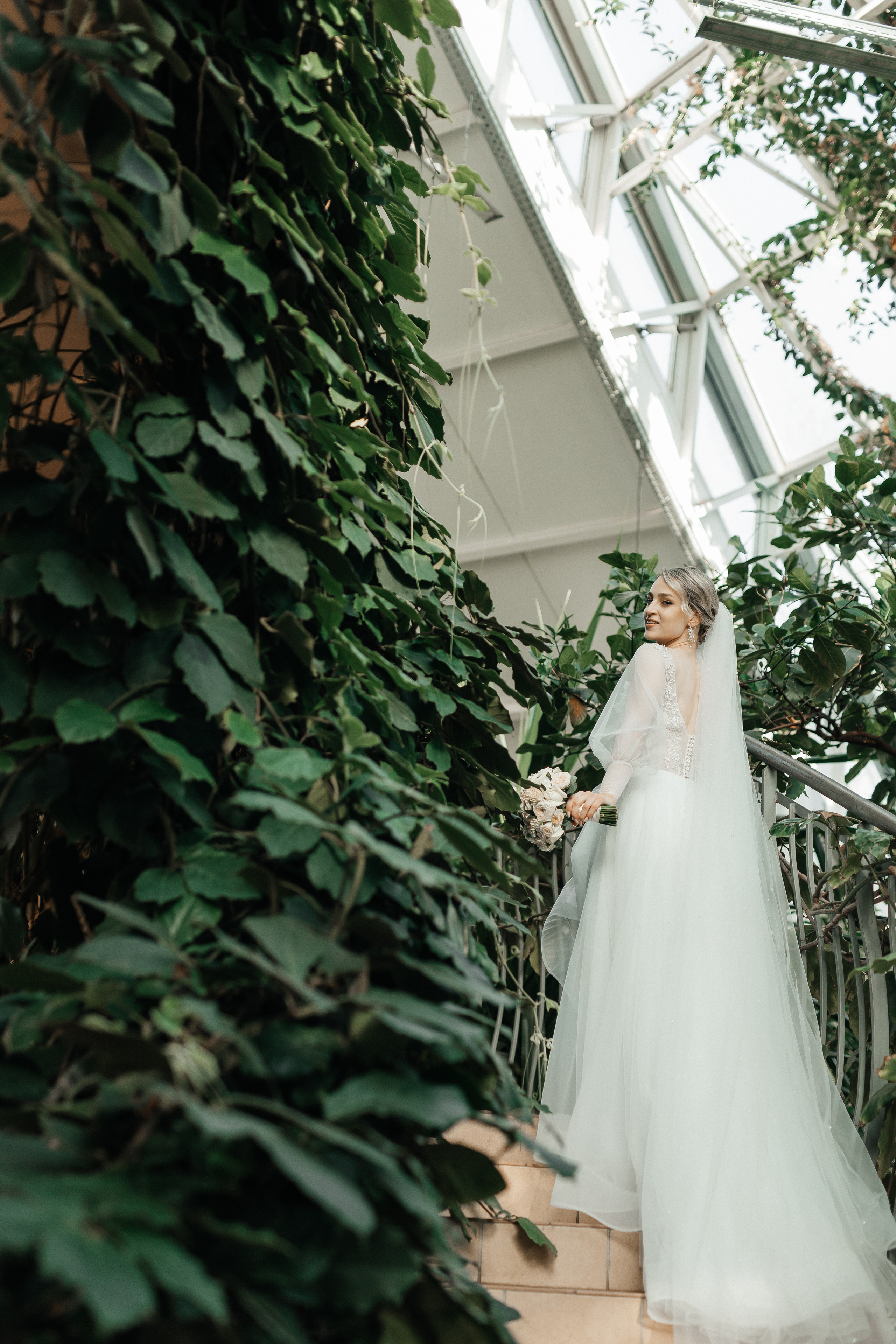 Зимняя сказка в оранжерее. Polovinka.Photo — Свадебный и семейный фотограф Минск