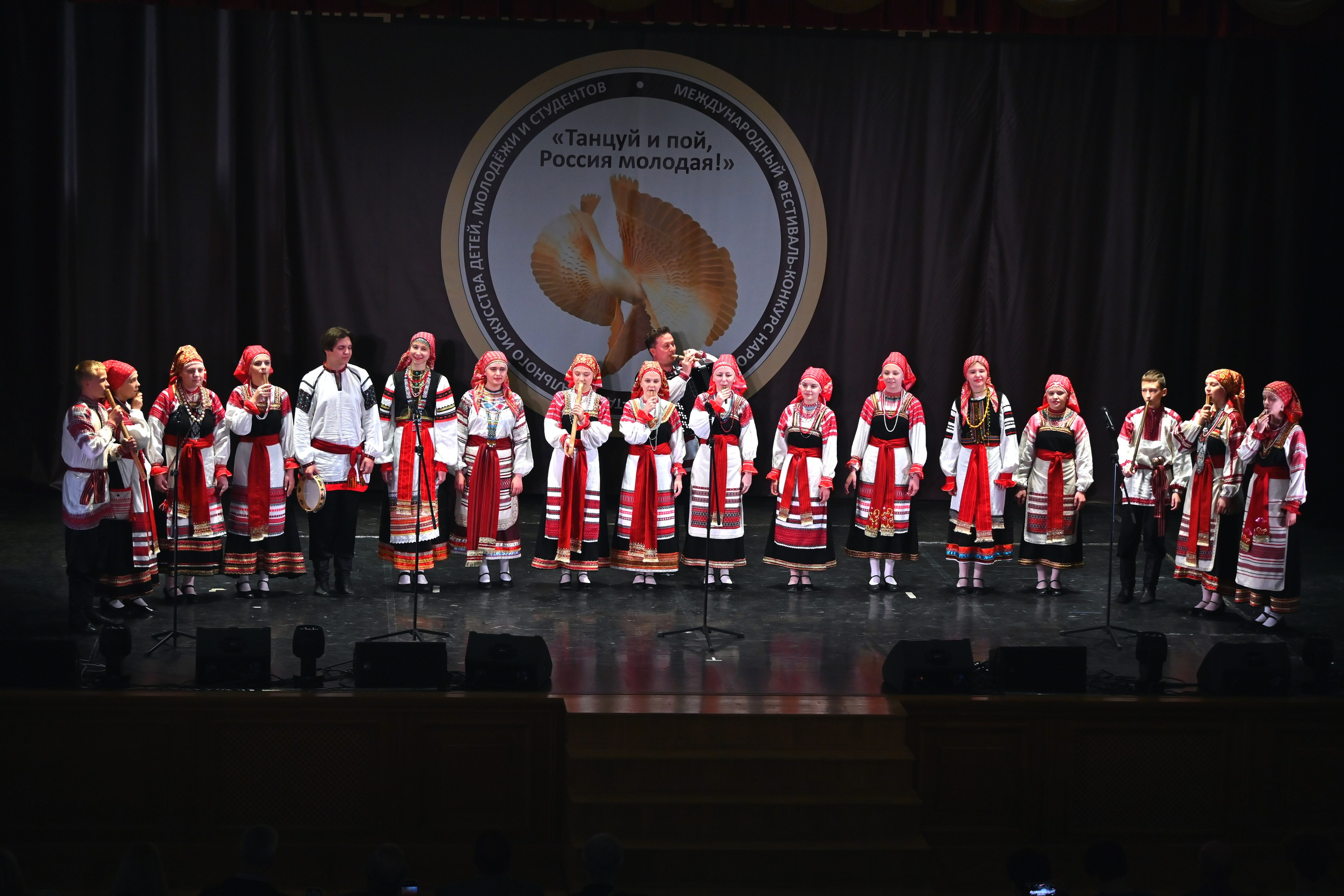 Гала-концерт. Танцуй и пой, Россия Молодая! 22.04.2024. Профессиональный фотограф в Москве Алёна Котова