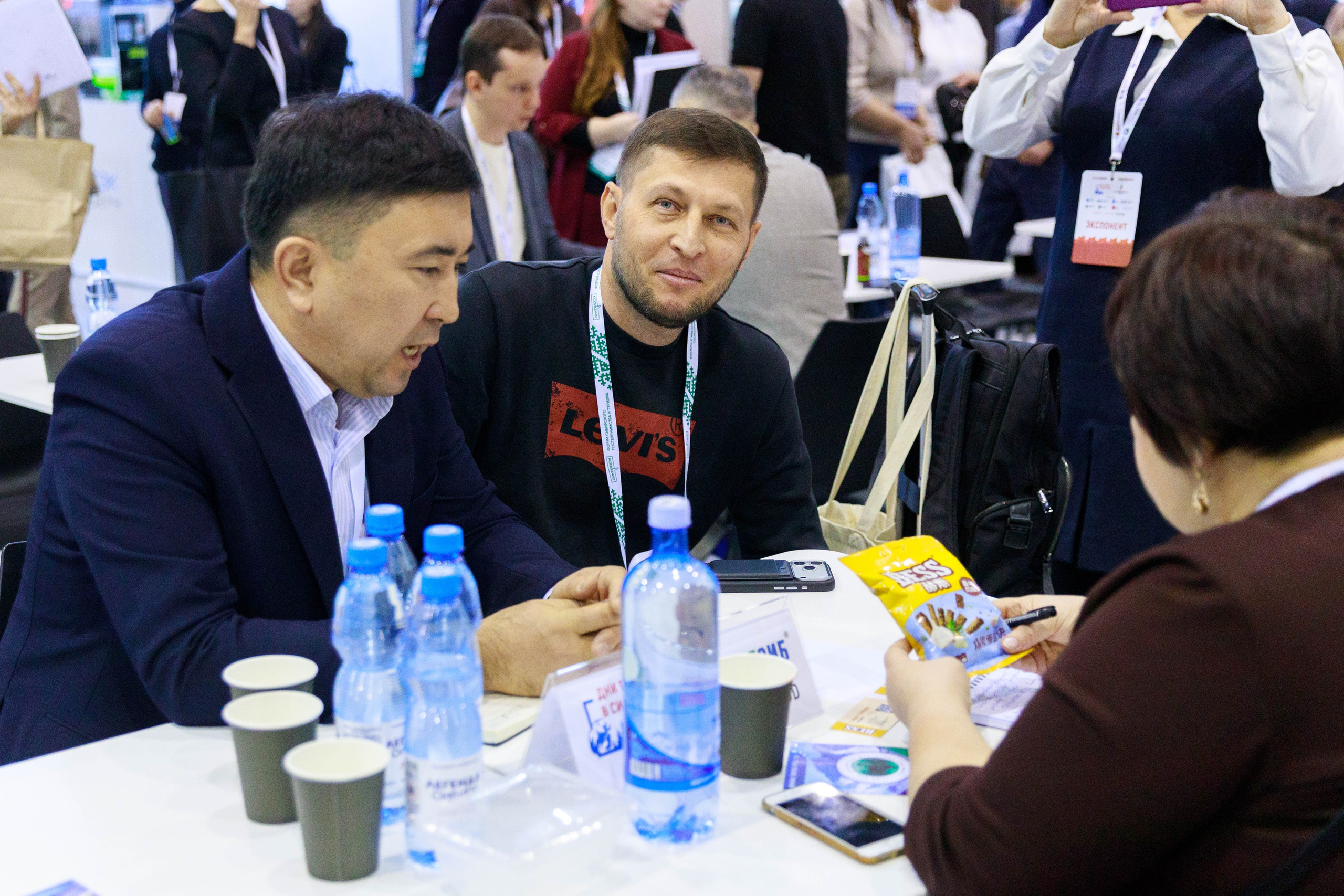 Дни ритейла в Сибири 2025 г. ЭКСПО. Репортажный фотограф в Новосибирске Алена Помазунова