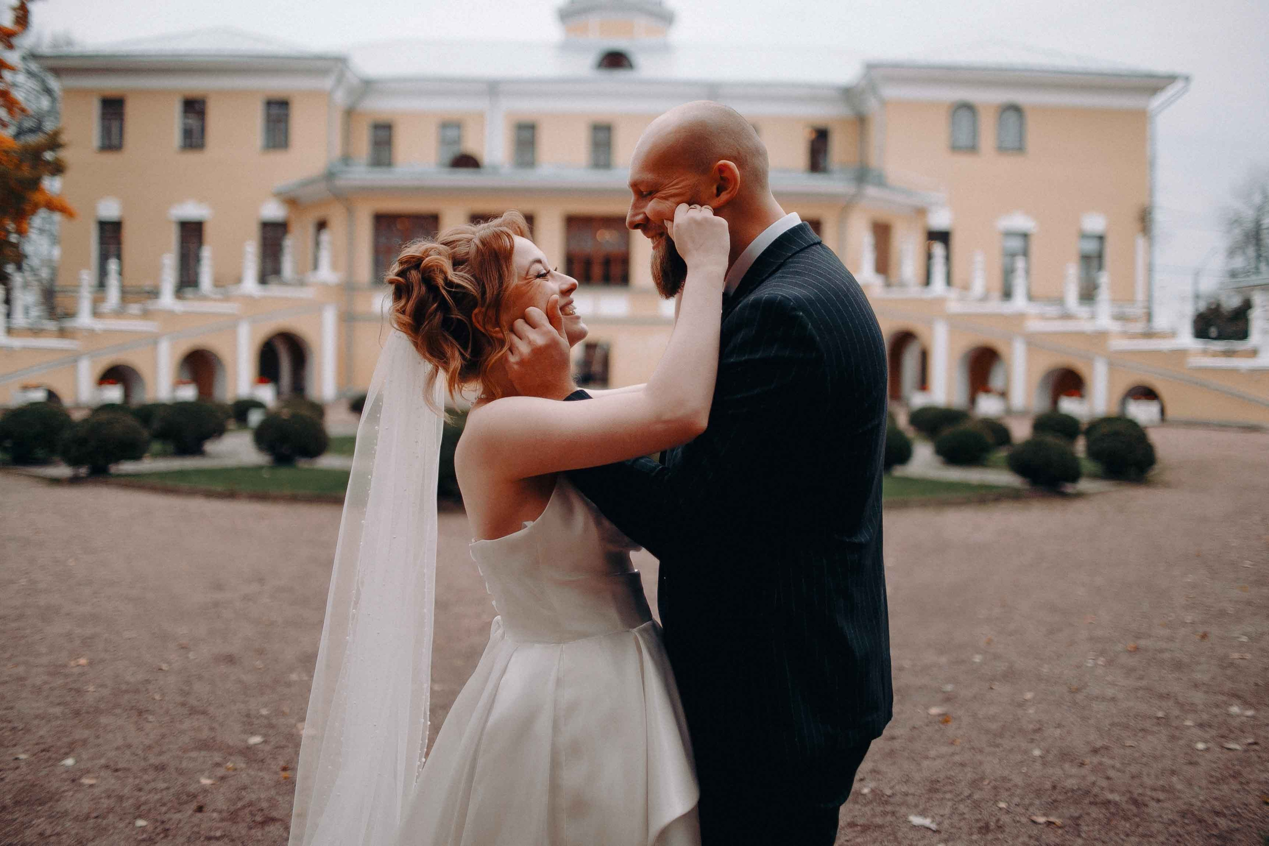 Загс + площадка. Ваш репортажный фотограф Артемий Антонов