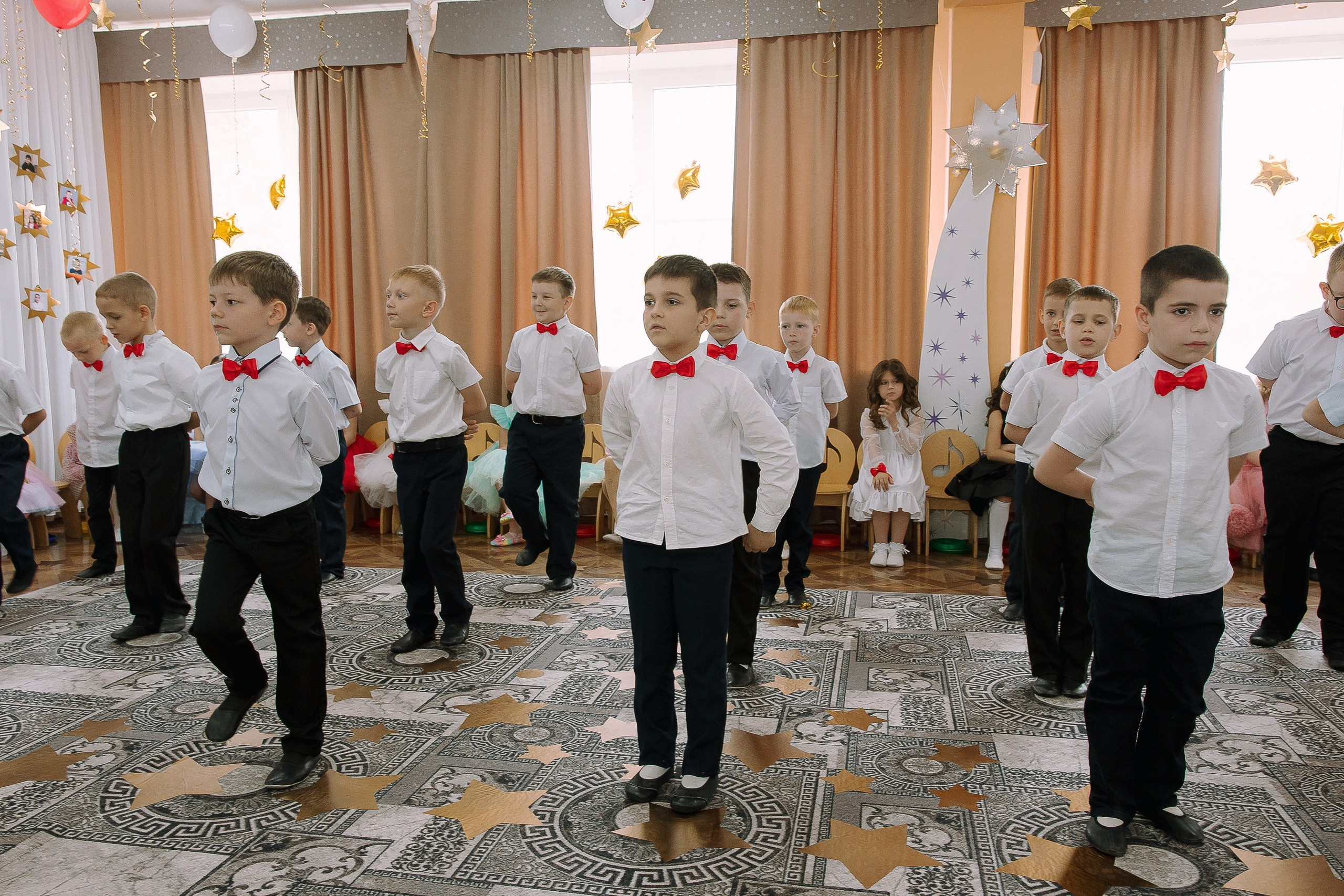 Выпускной в ДС 26. Выпускные альбомы Натальи Бутко: Новороссийск, Анапа, Геленджик