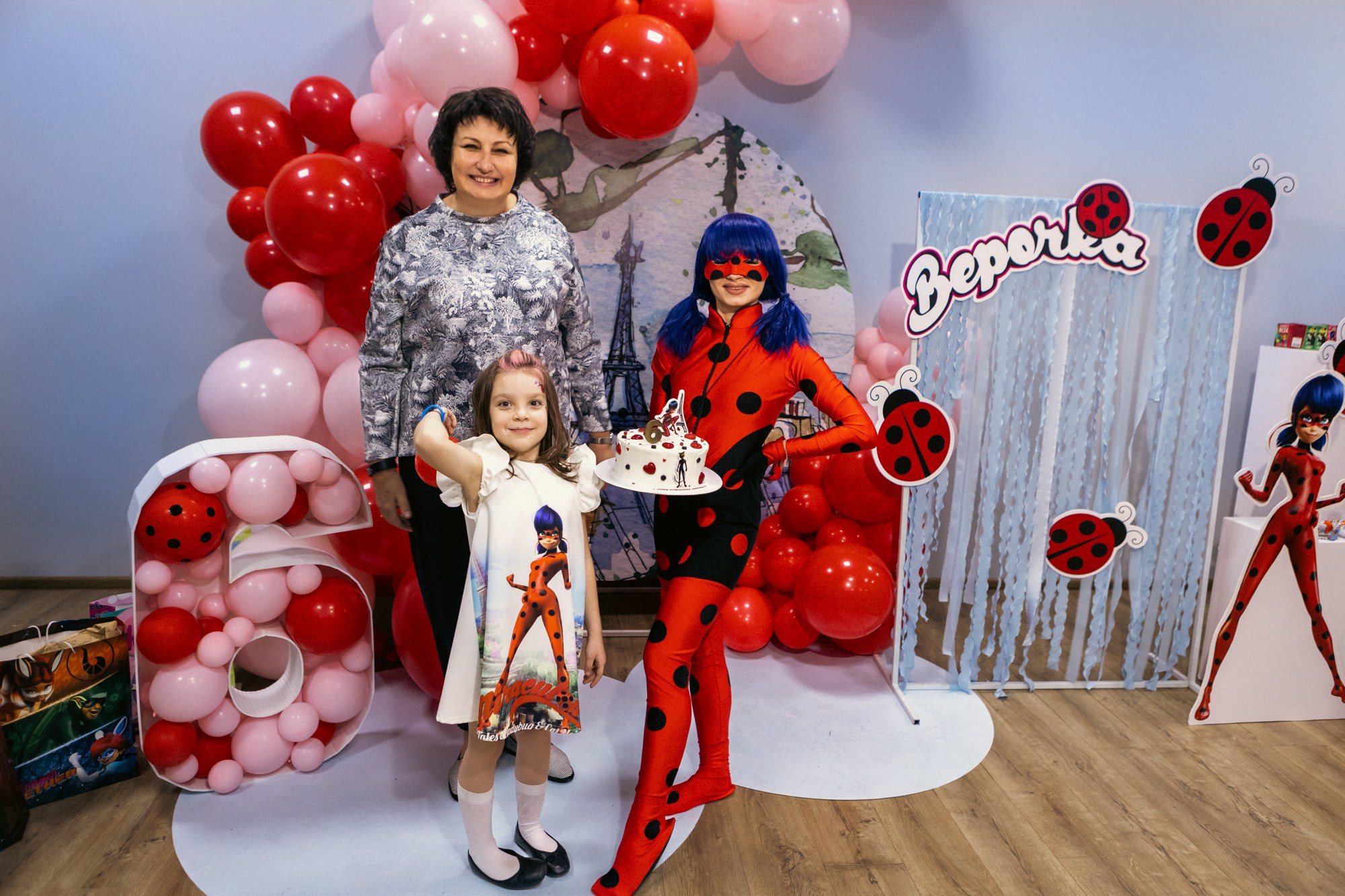 День Рождения в Территории Фитнеса. Фотограф в Оренбурге. Профессиональный фотограф