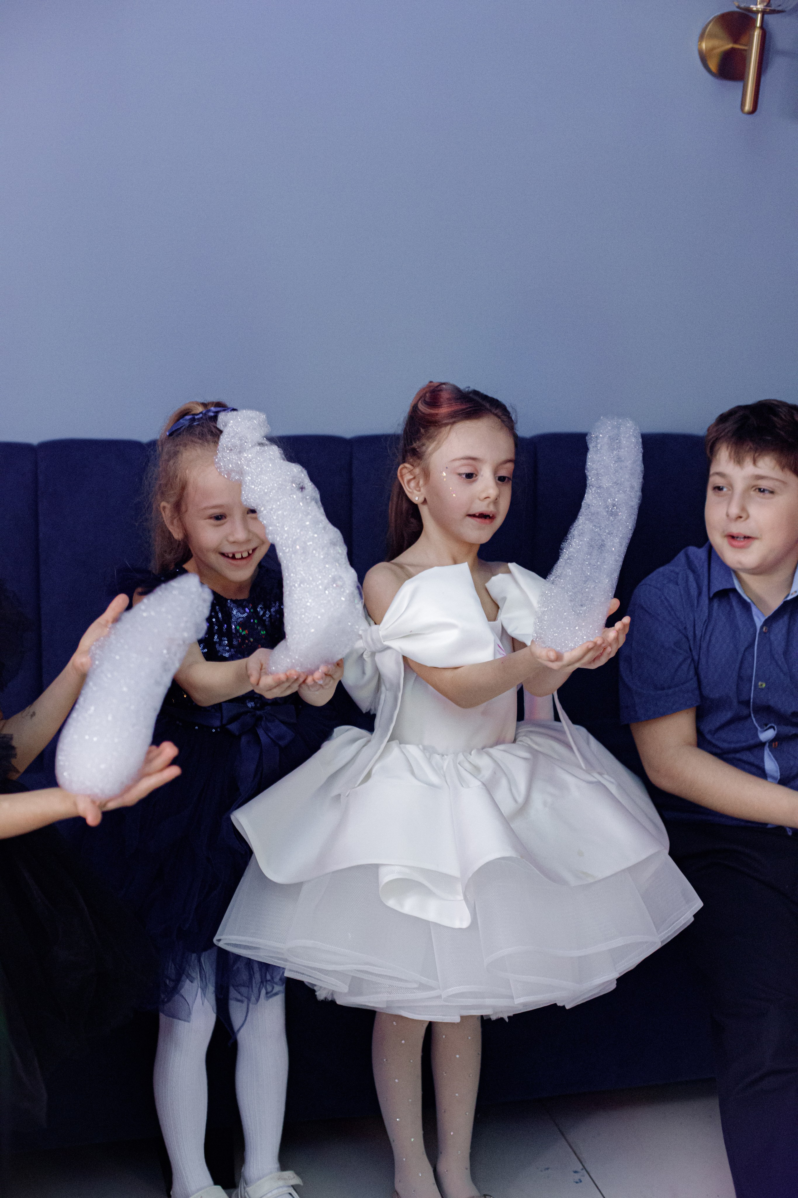 ASIA'S BIRTHDAY PARTY. Photokarish