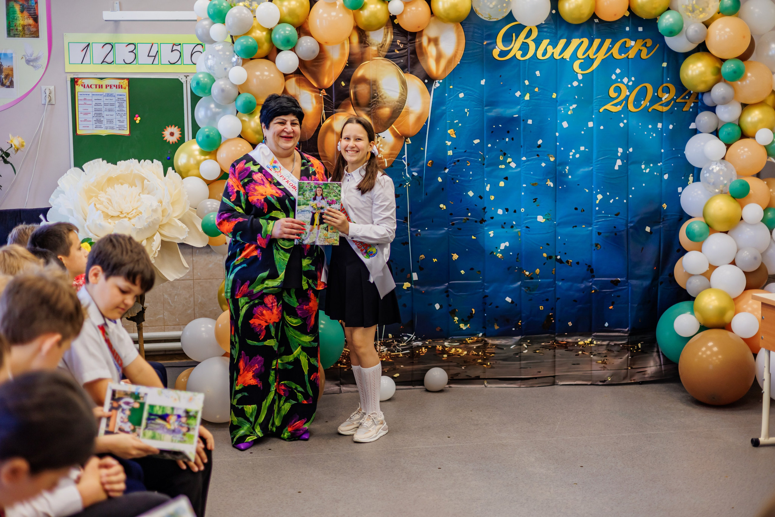 Выпуск 4а 25школа'24 год. Свадебный и семейный фотограф в Армавире