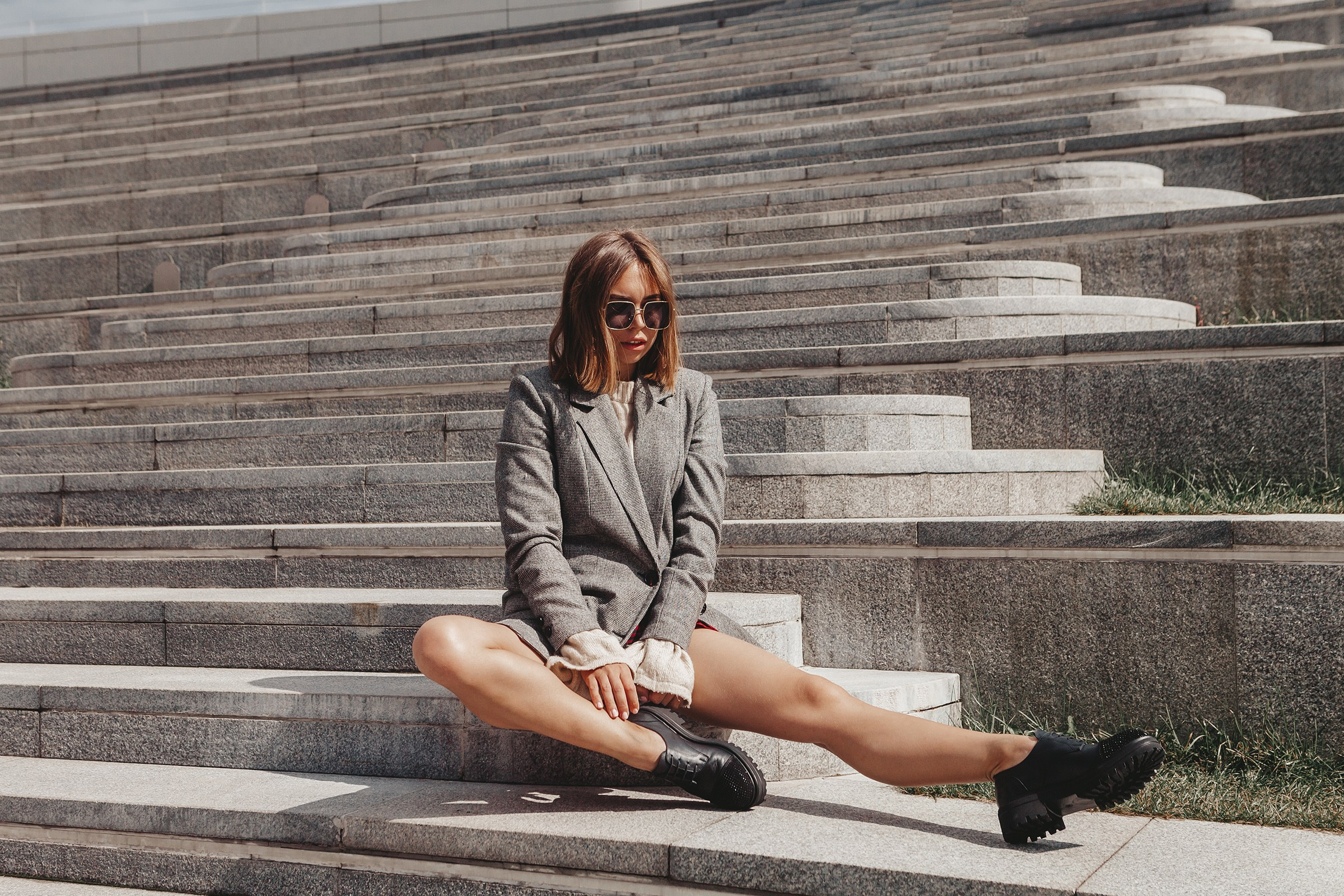 Обувь-модели. Съемка в фотостудии для маркетплейсов. Топ-фотограф