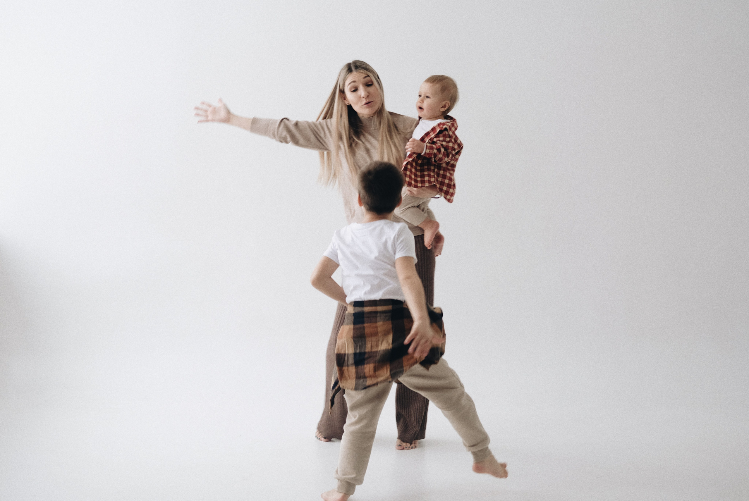 КАТЯ С ПАРНЯМИ. КРИСТИНА ГУСЬКОВА