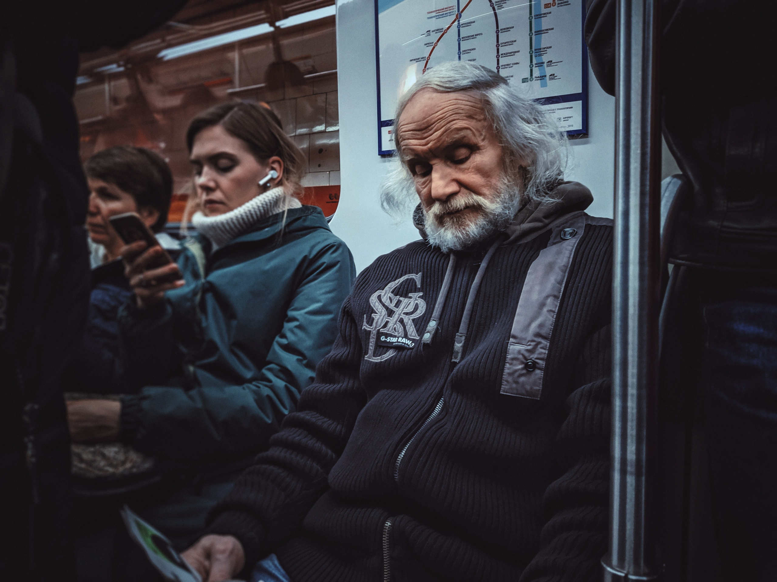 In Subway. Dmitry Shamin Photographier | Street Photos