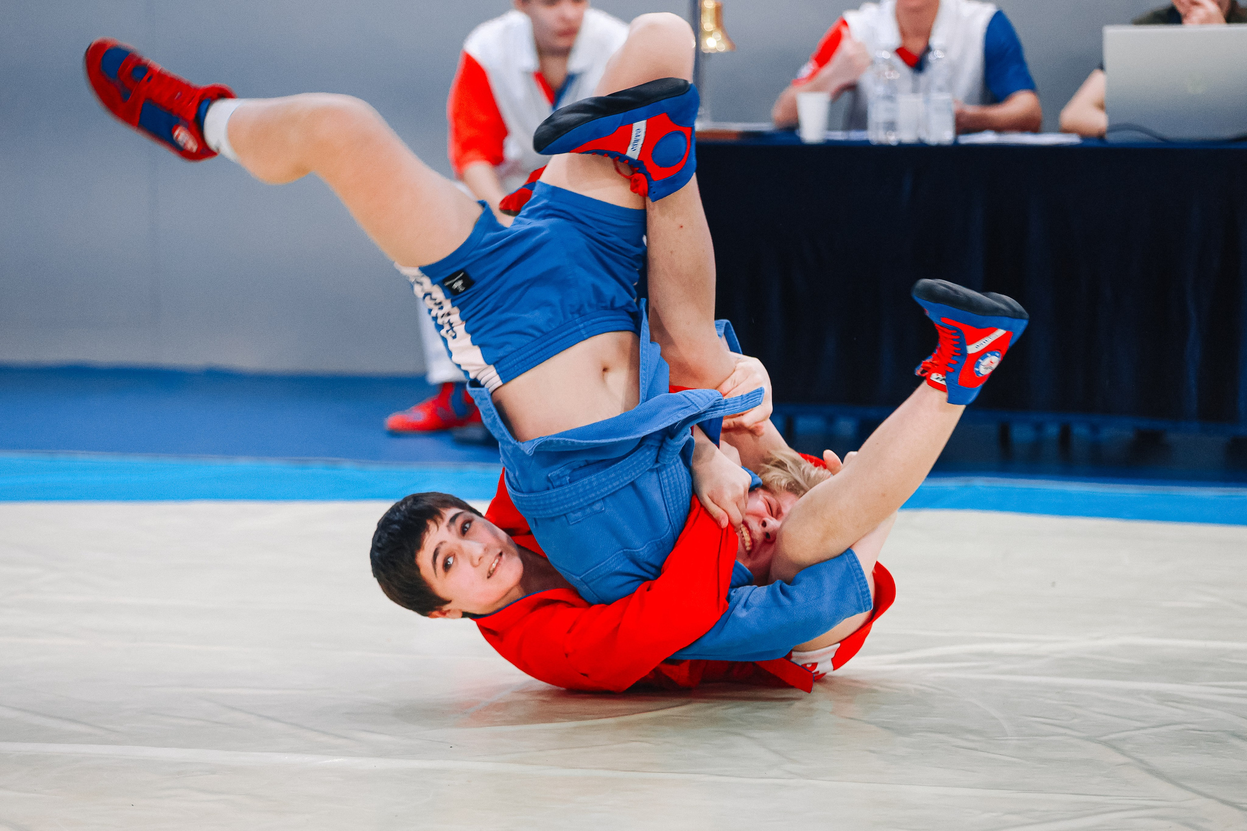 Первенство Тюмени по самбо. MIG — студия спортивной фотографии Михаила Голянского