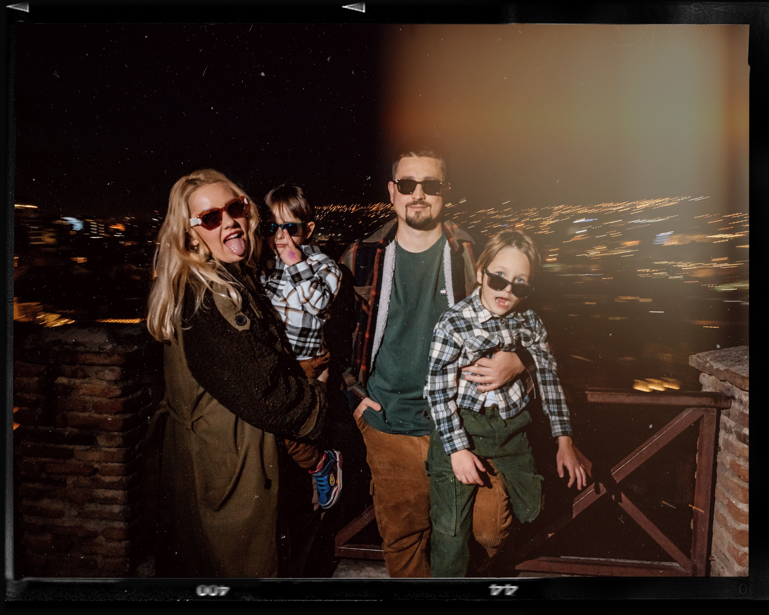 Парная семейная фотосессия в Грузии Тбилиси. Свадебный фотограф Грузия Тбилиси