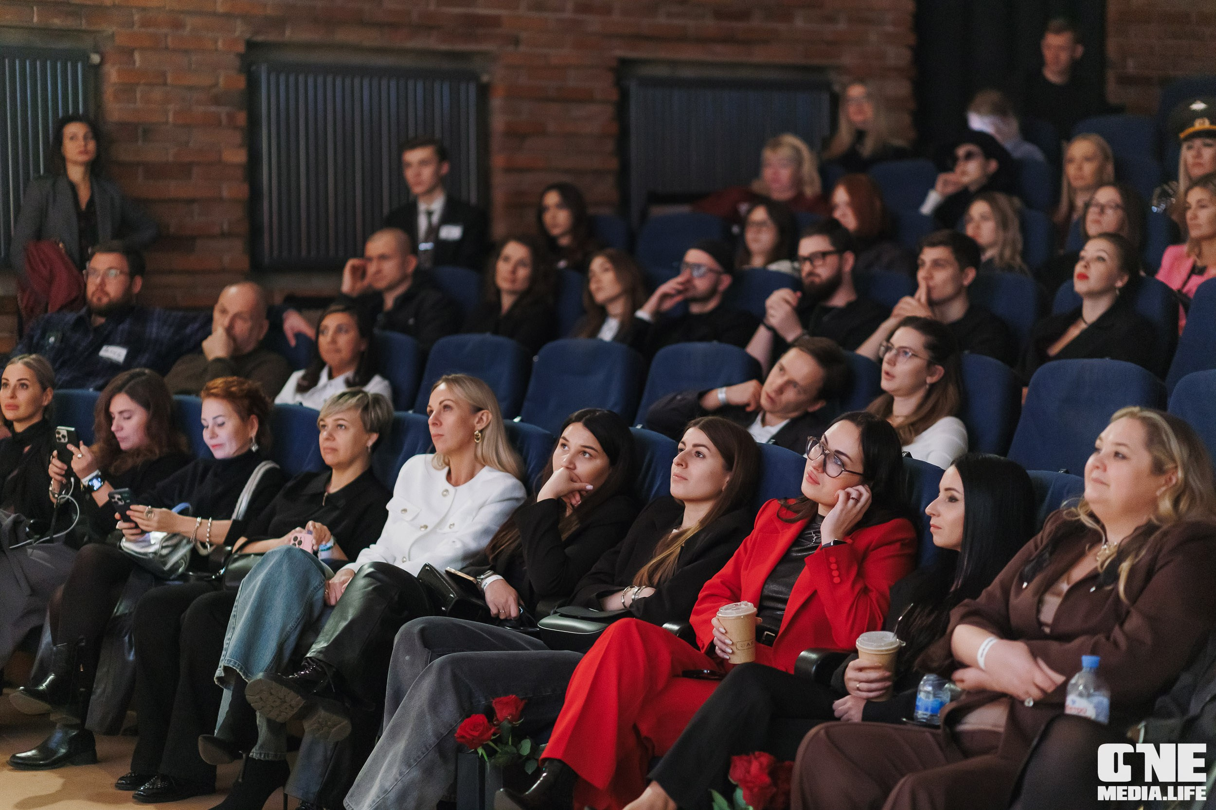 Фоторепортаж из кинотеатра Заря. One Media Life: фоторепортажи, фотоотчеты с мероприятий и заведений