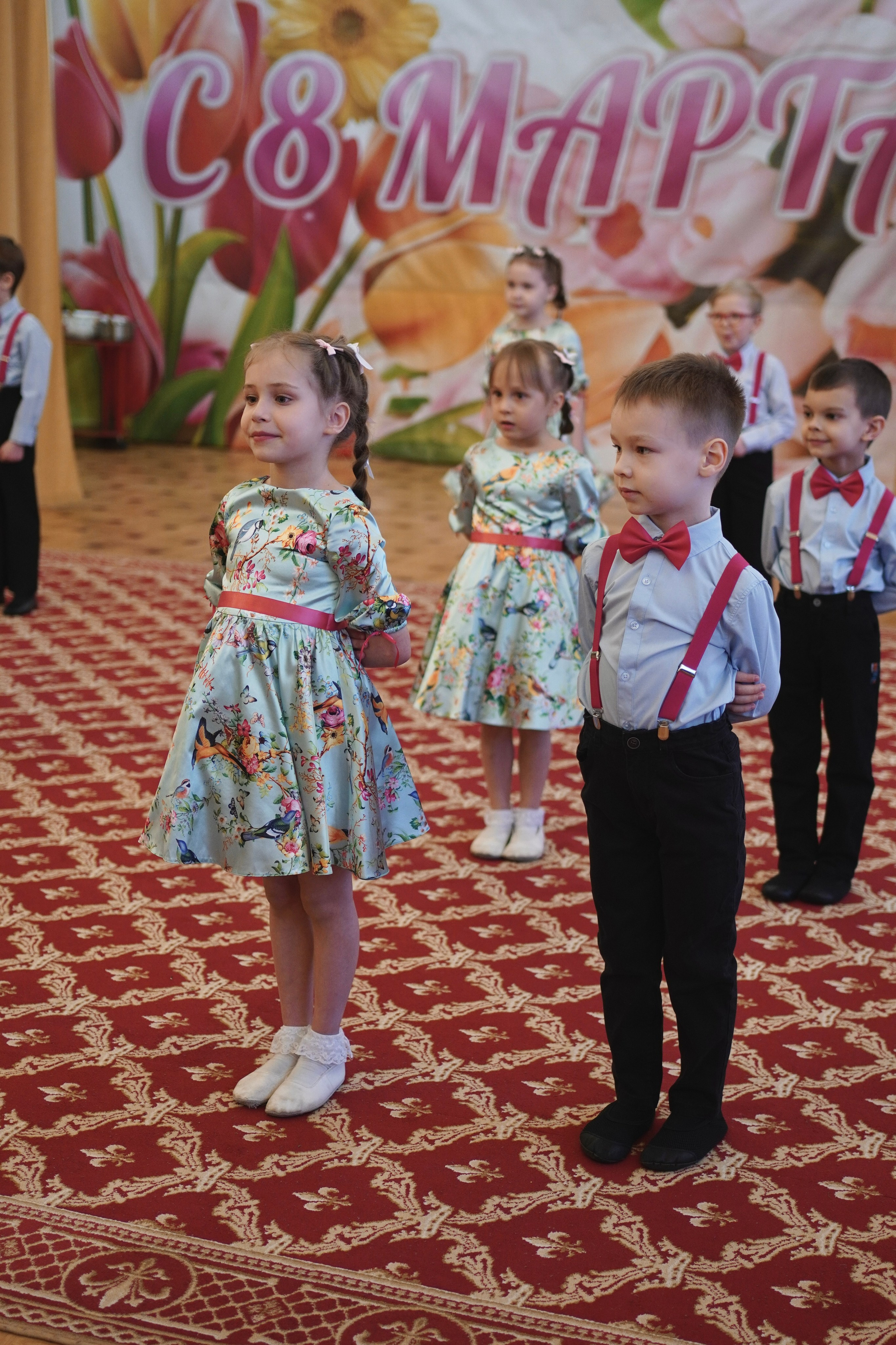 Детский утренник. Семейный и детский фотограф в Зеленограде Коваленко Дарья. Съемка праздников и выпускных, дней рождений