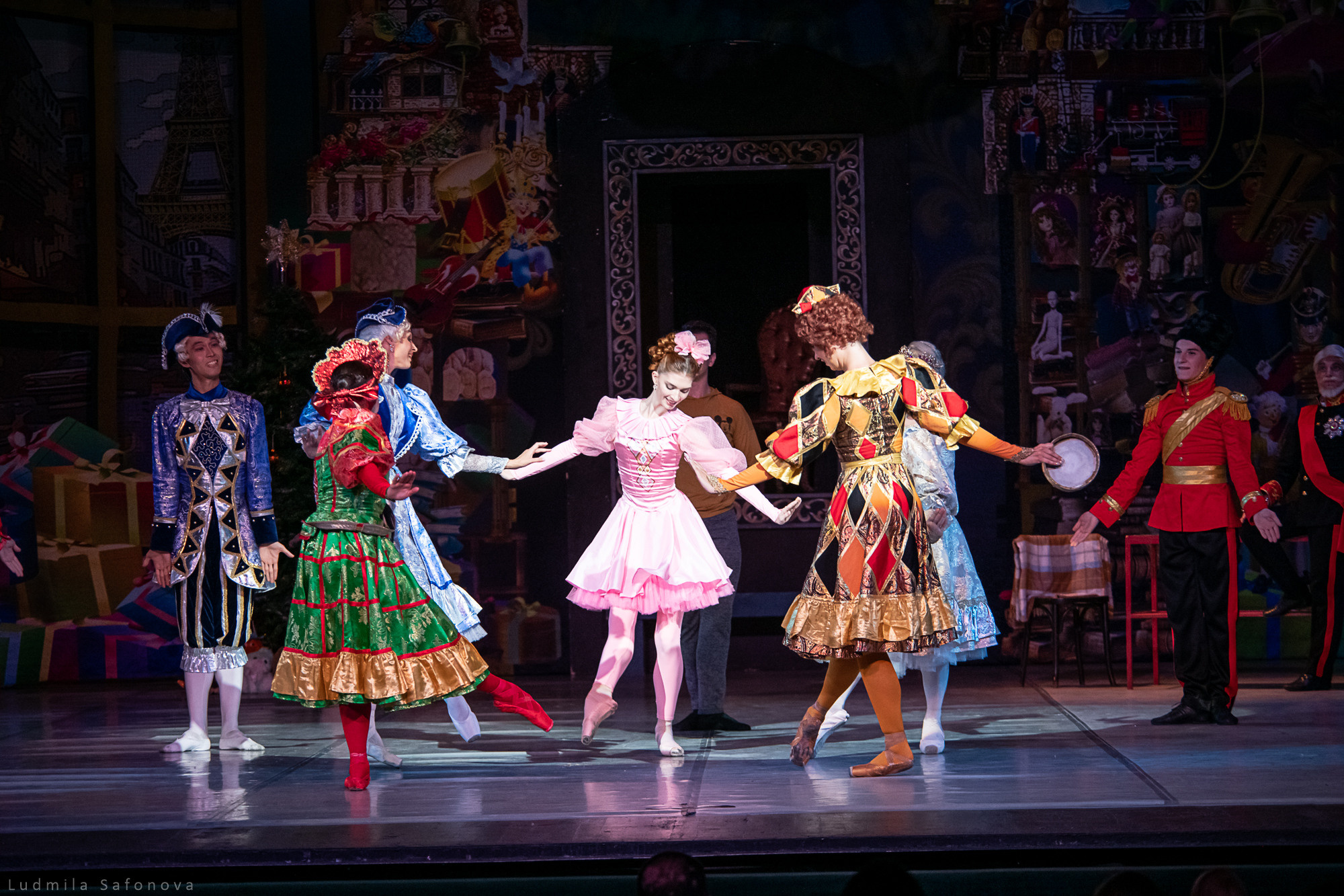 Продавец игрушек. Воронежский ГТОБ. Lucytheatre