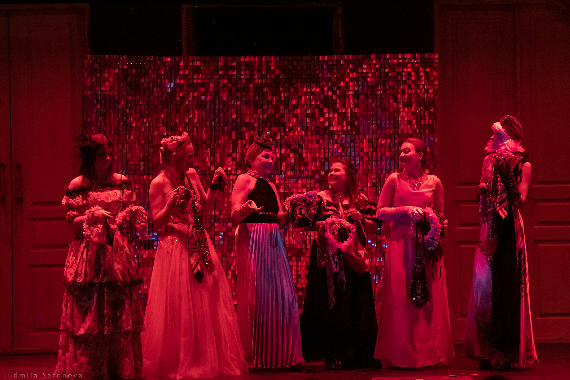 Анна Каренина. Коляда-театр. Lucytheatre