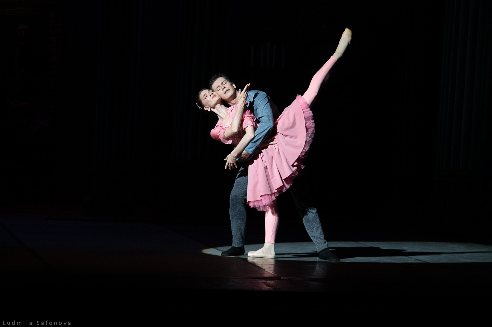 Продавец игрушек. Воронежский ГТОБ. Lucytheatre